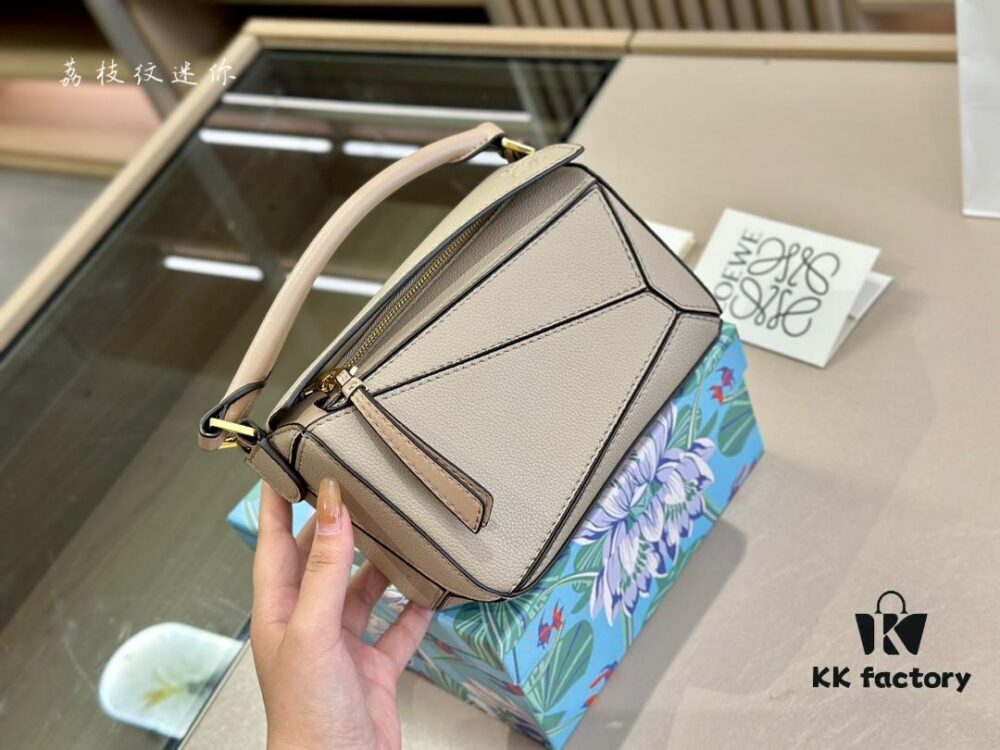 6930d7496e68136f4d9b15d4 Loewe Puzzle Mini Geometric Bag