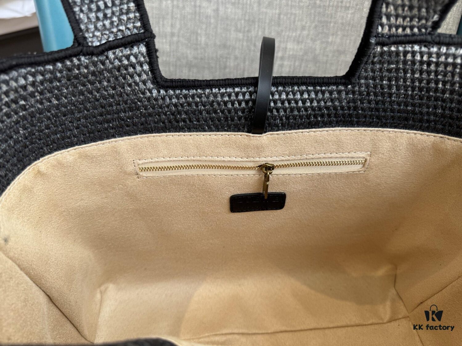 6930d7616e68136f4d9b15f8 Loewe Anagram Basket Embroidered Logo Rattan Woven Shopping Tote Beach Bag Summer New Arrival Basket Bag Woven Leather-Trimmed Tote for Beach and Vacation