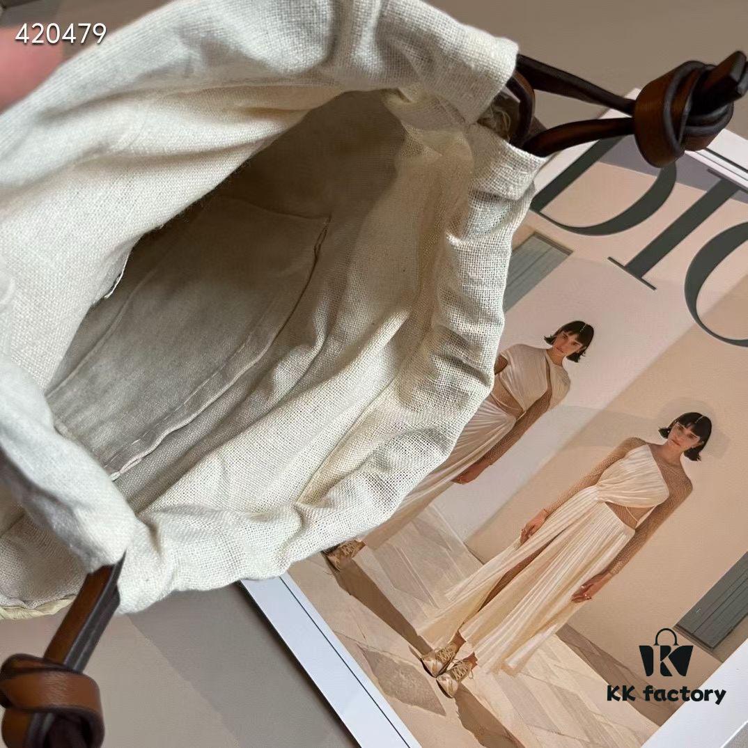 6930d7706e68136f4d9b160f LOEWE Rattan Woven Bag Bucket Bag Perfect for Summer