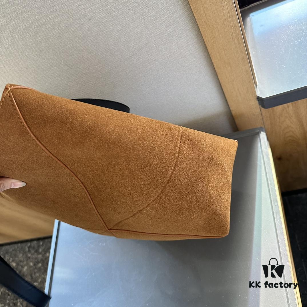 6930d77d6e68136f4d9b1621 Suede Loewe Luna Shoulder Bag, Includes Pendant and Gift Box Packaging 🎁