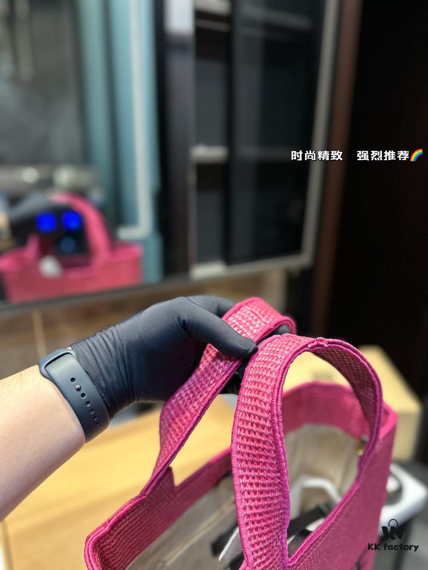6930d78e6e68136f4d9b1631 Loewe Anagram Basket Embroidered Logo Woven Straw Tote Bag Summer New Arrival Seagrass Bag Basket Bag Small and Large Woven Leather-Trimmed Shopping Tote Beach Vacation Handbag