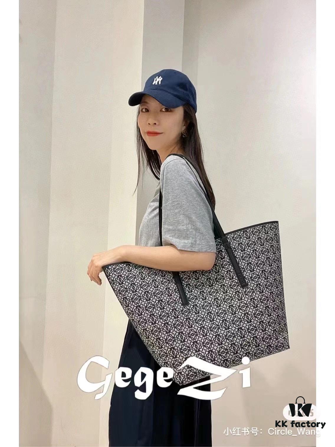 6930d7a06e68136f4d9b1643 Loewe & T Tote Embroidered Jacquard Fabric with Leather — Shopping Bag