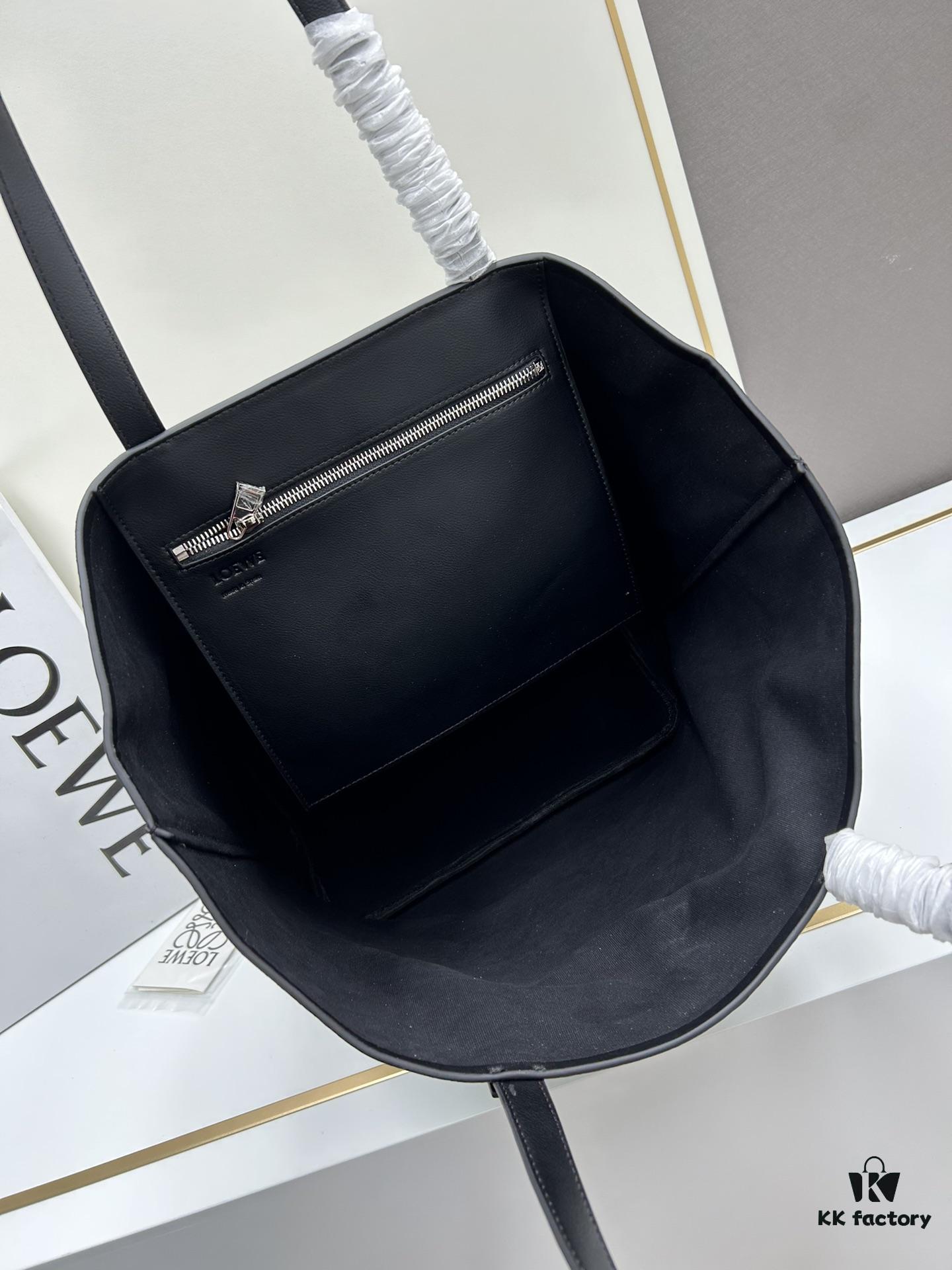 6930d7b66e68136f4d9b165e Loewe & T Tote Embroidered Jacquard Fabric with Leather — Shopping Bag