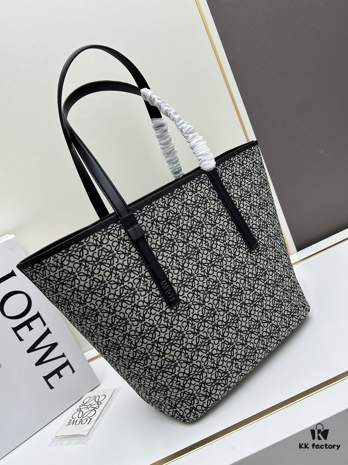 6930d7b66e68136f4d9b1660 Loewe & T Tote Embroidered Jacquard Fabric with Leather — Shopping Bag