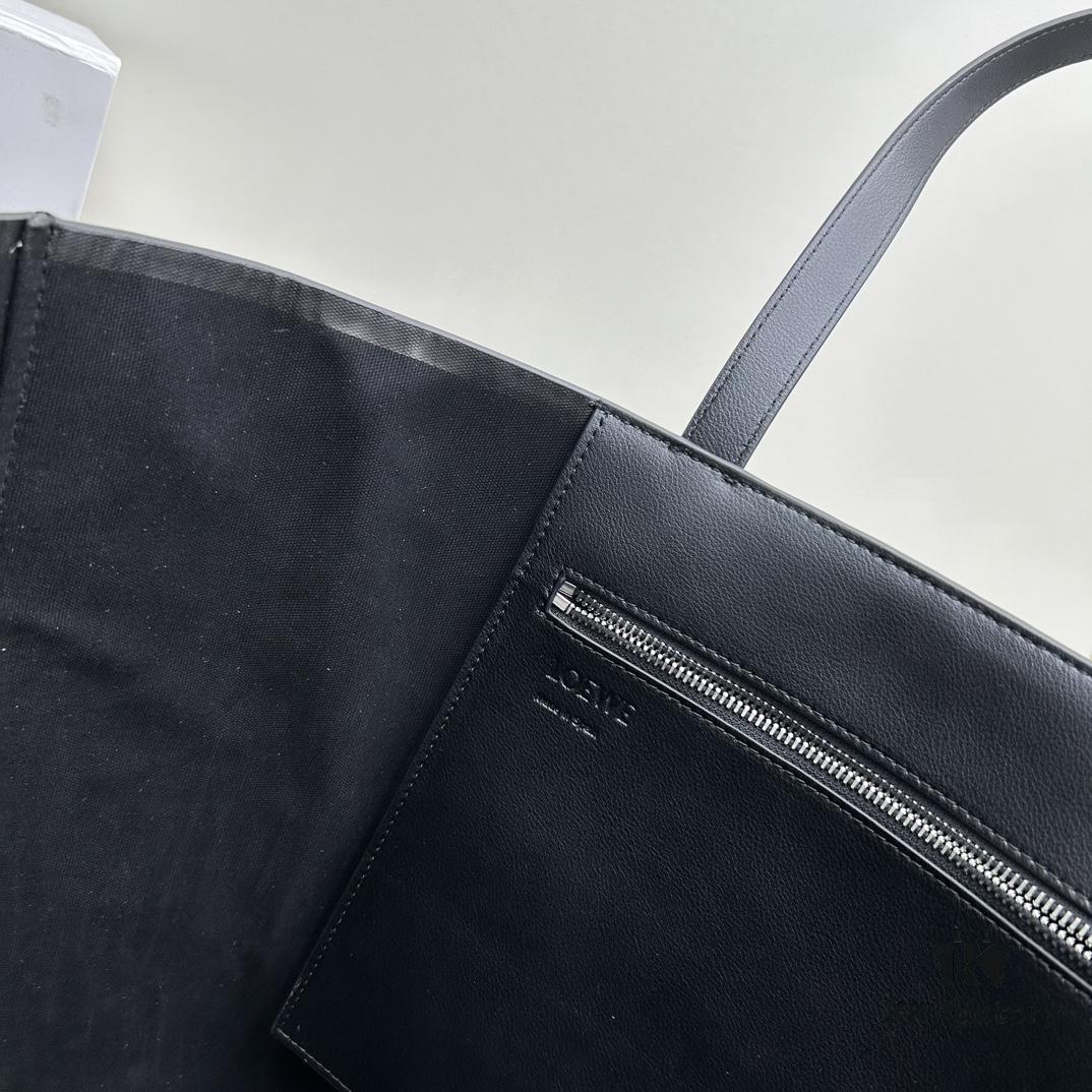 6930d7bd6e68136f4d9b166a Loewe & T Tote Embroidered Jacquard Fabric with Leather — Shopping Bag