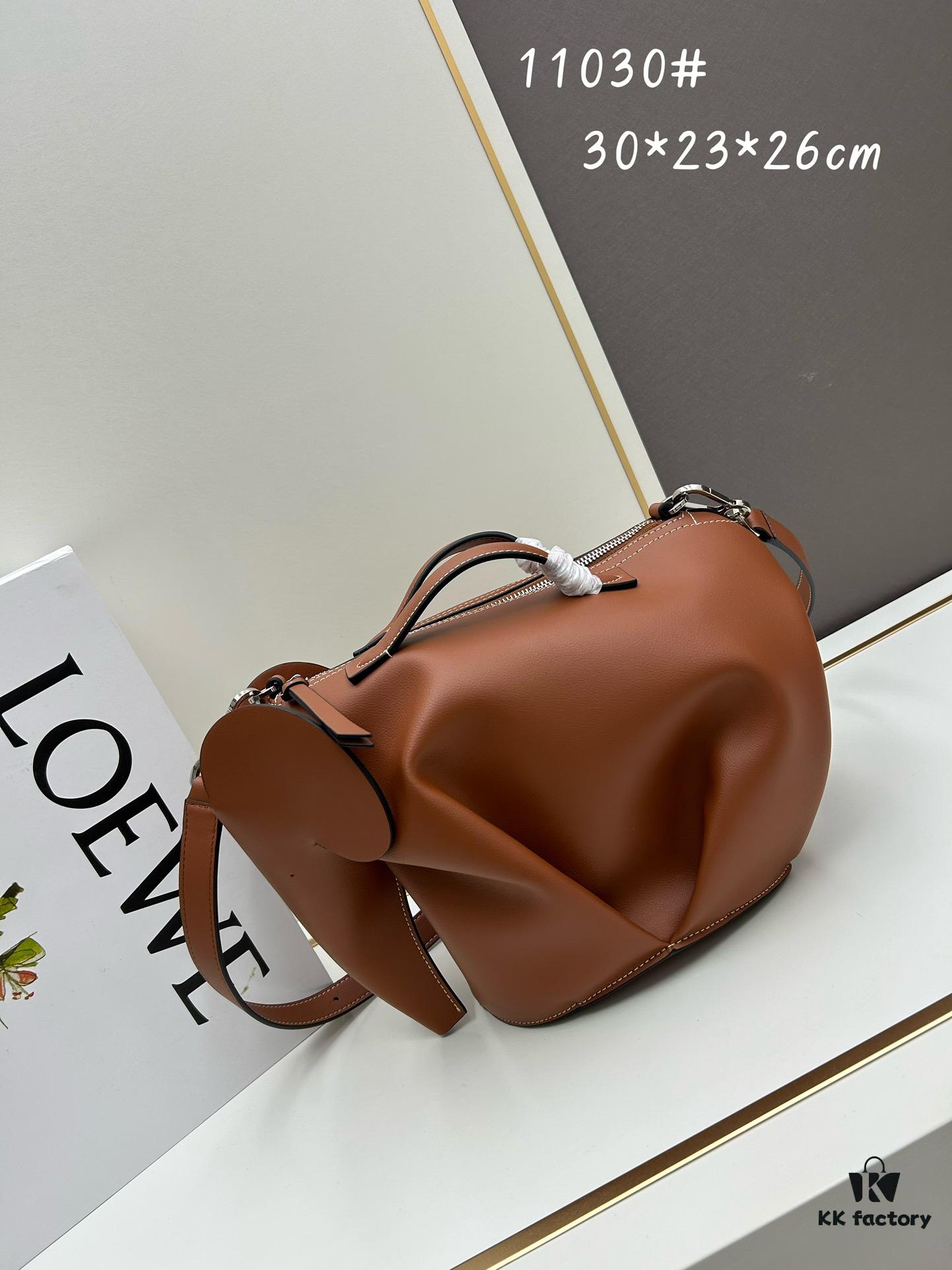 6930d80a6e68136f4d9b16c9 Loewe🌟 Classic Calfskin Elephant Handbag Arrived 👏