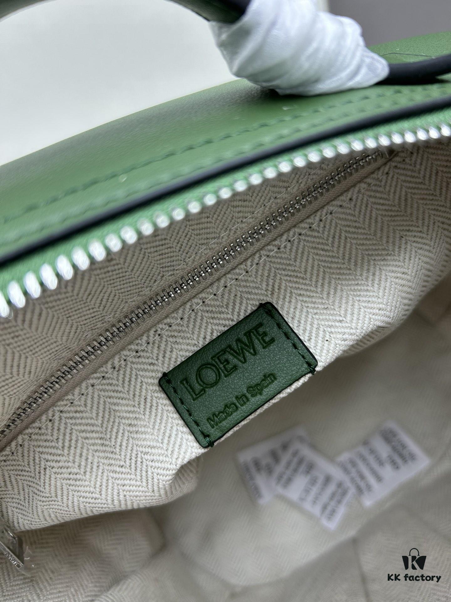 6930d8176e68136f4d9b16dd Loewe🌟 Classic Calfskin Elephant Clutch Bag Arrived👏