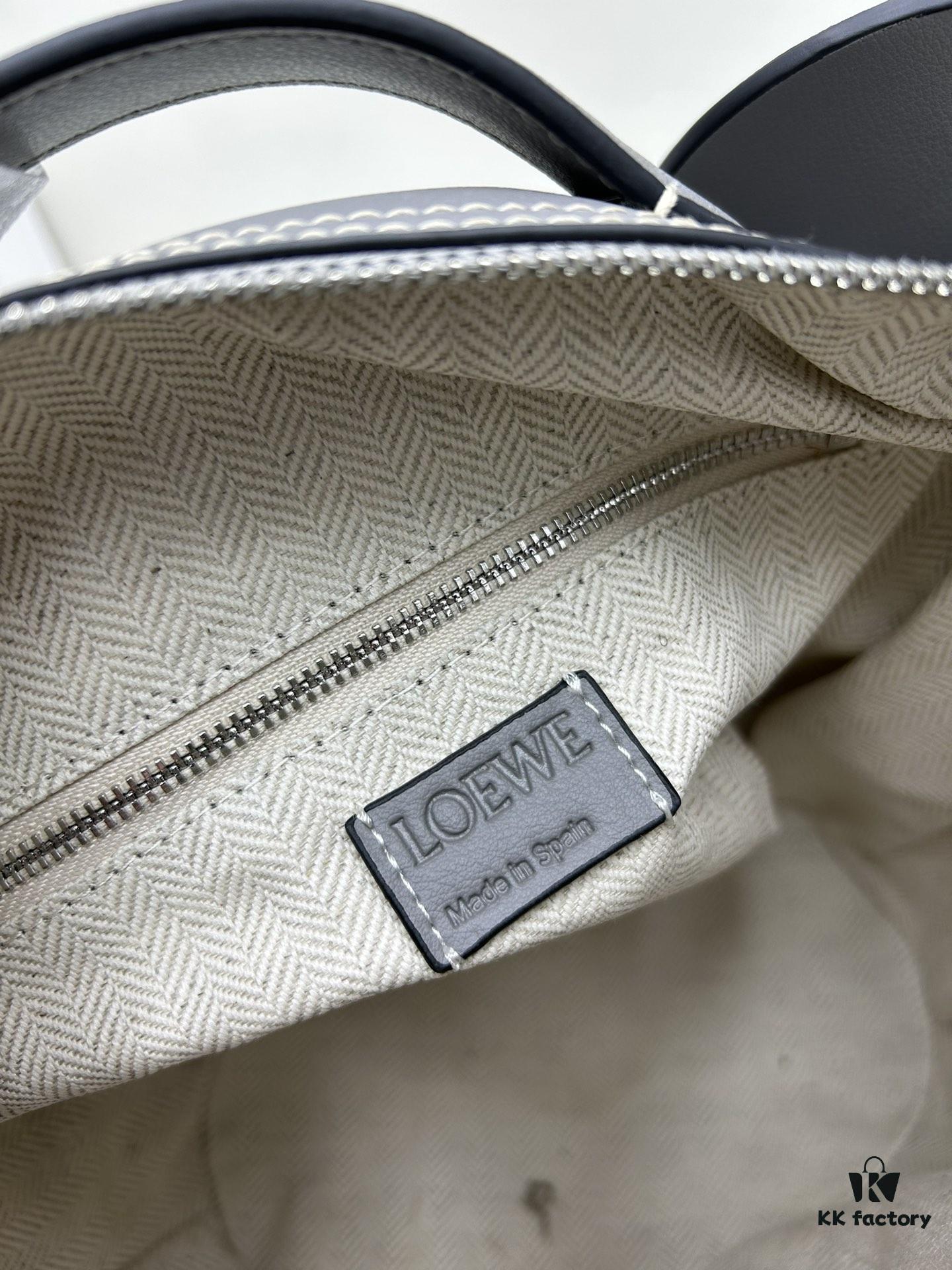 6930d81a6e68136f4d9b16e2 Loewe🌟 Classic Calfskin Elephant Handbag Arrived👏