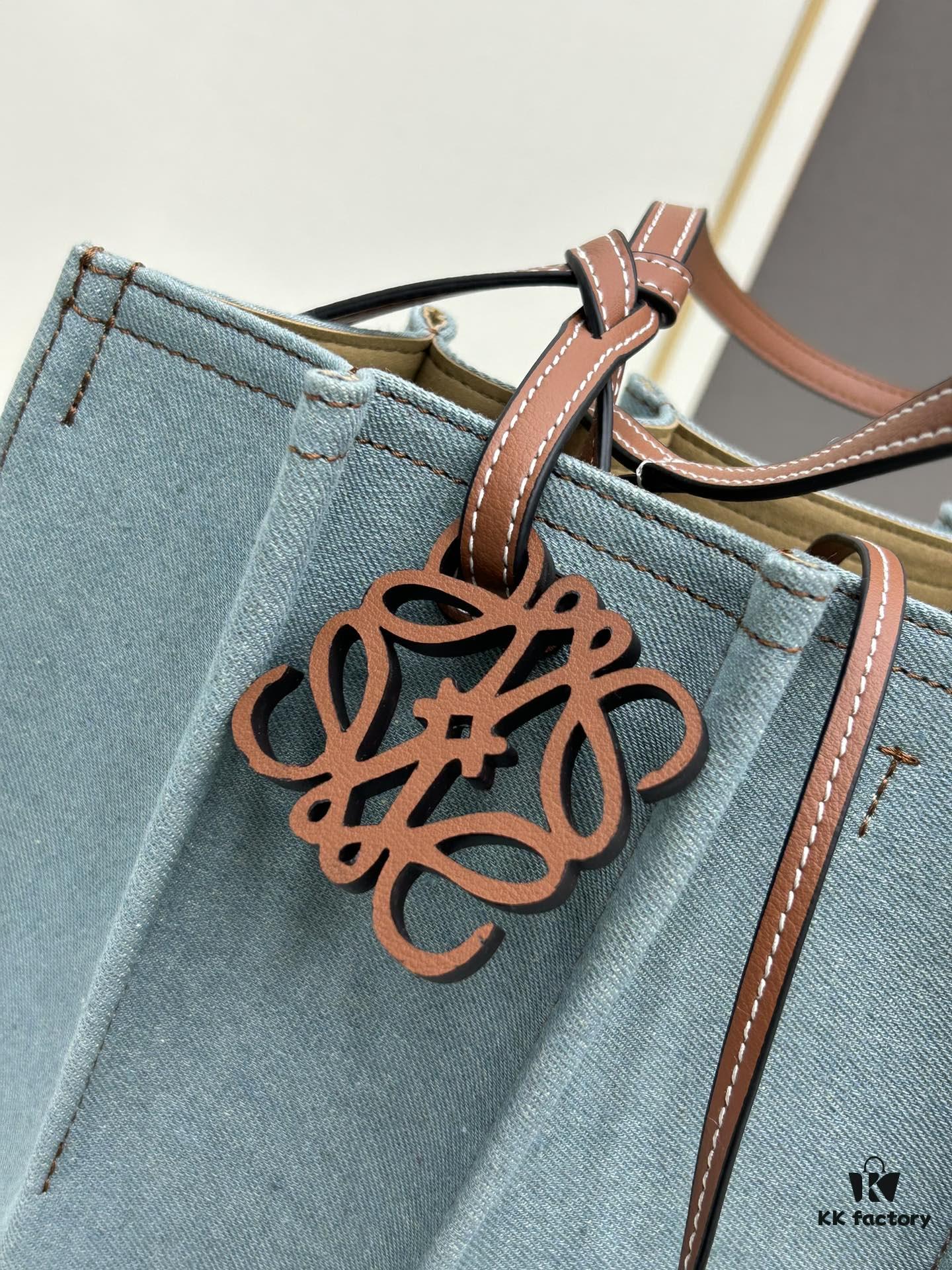 Loewe Shell Tote Mini Bag, Model S420280