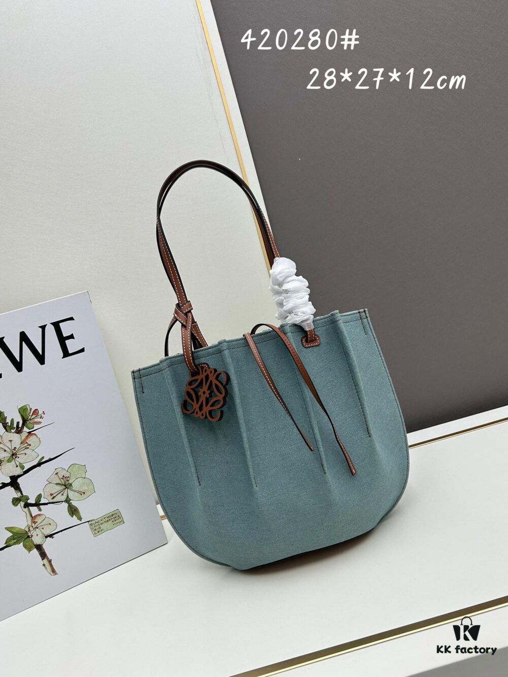 6930d84c6e68136f4d9b1728 Loewe Shell Tote Mini Bag, Model S420280