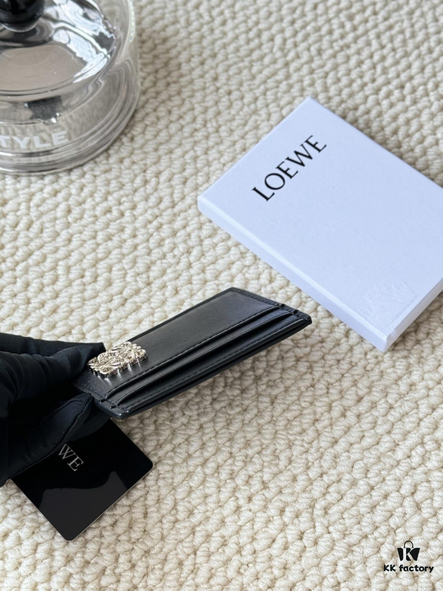 6930d85c6e68136f4d9b1738 Loewe New Arrival Card Holder Restock! Metal Logo Version Now Available