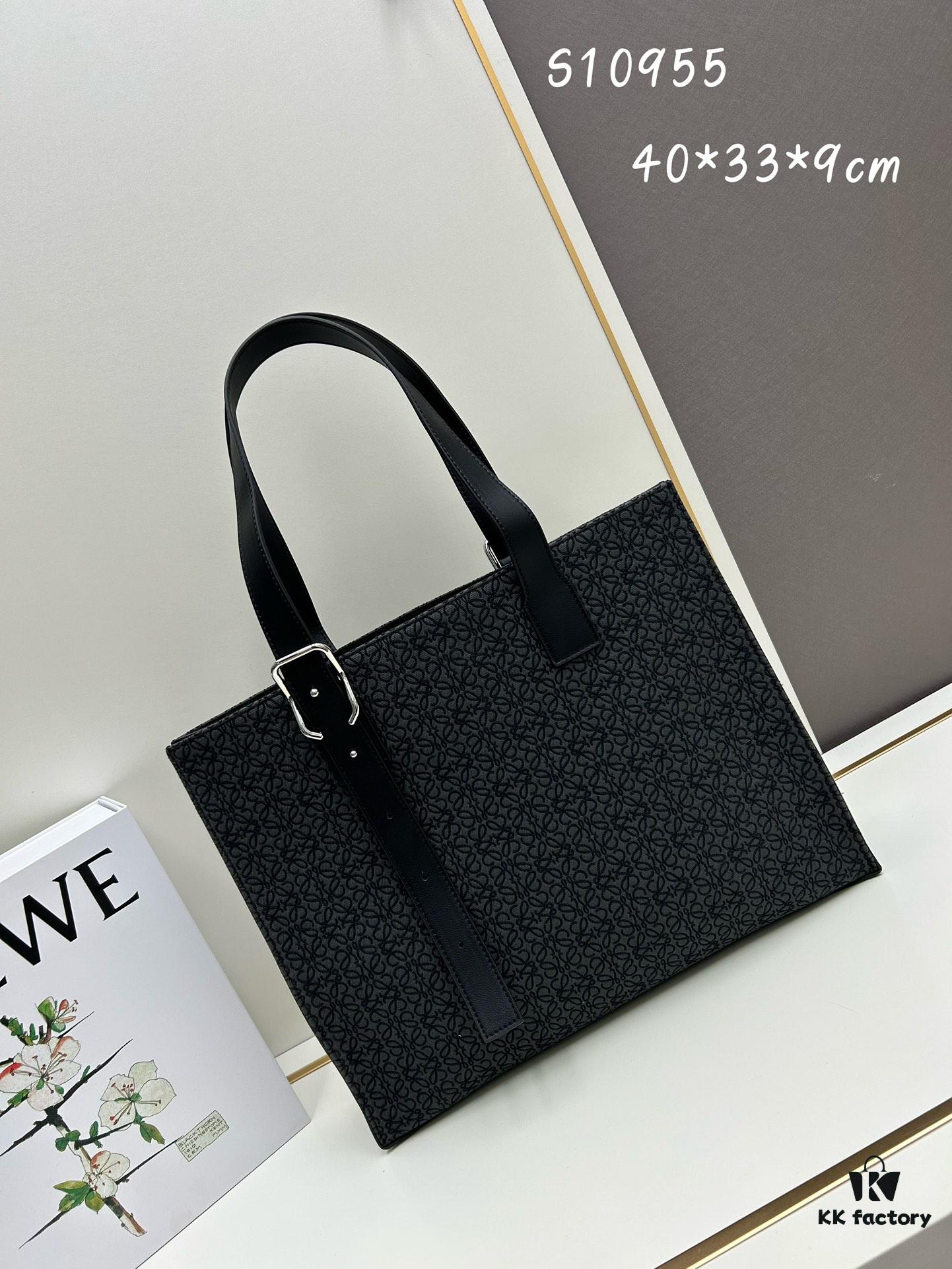 Leather and Fabric Loewe Buckle Tote Bag