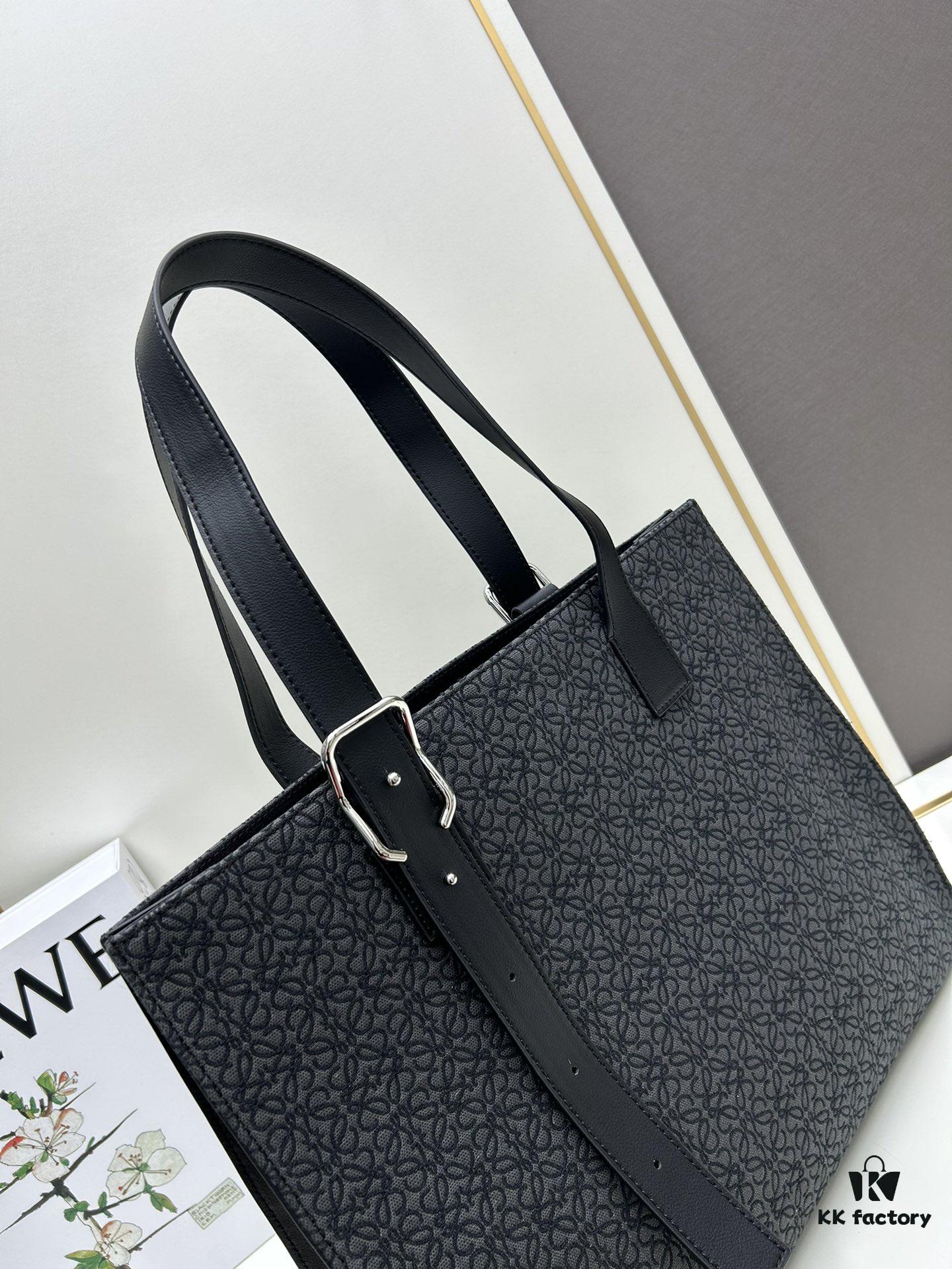 Leather and Fabric Loewe Buckle Tote Bag