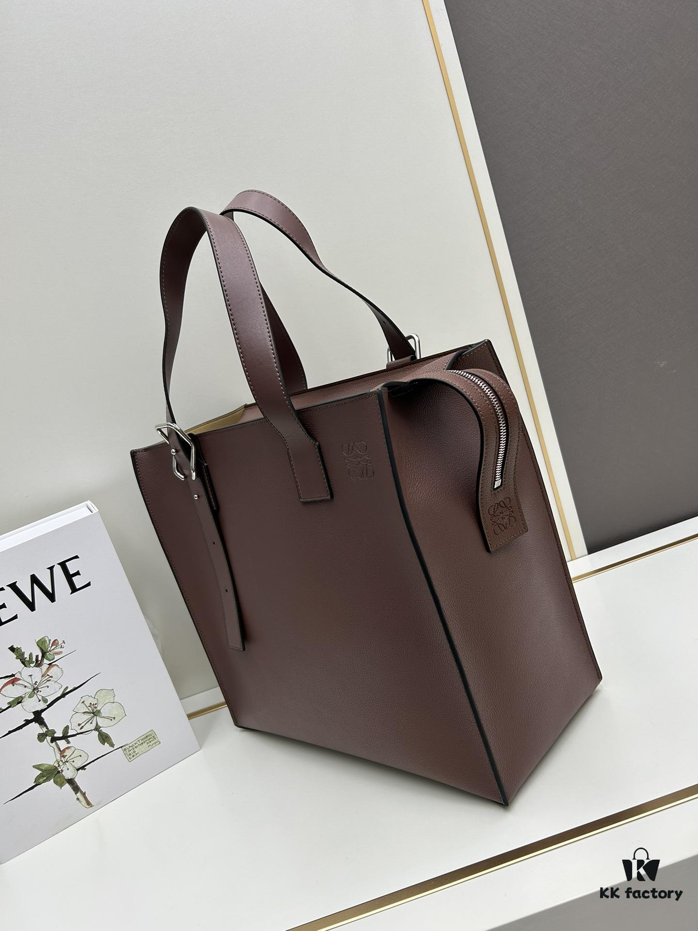 6930d8836e68136f4d9b176f Loewe Buckle Tote Bag, New Zip Version Men's Tote Model 3050A