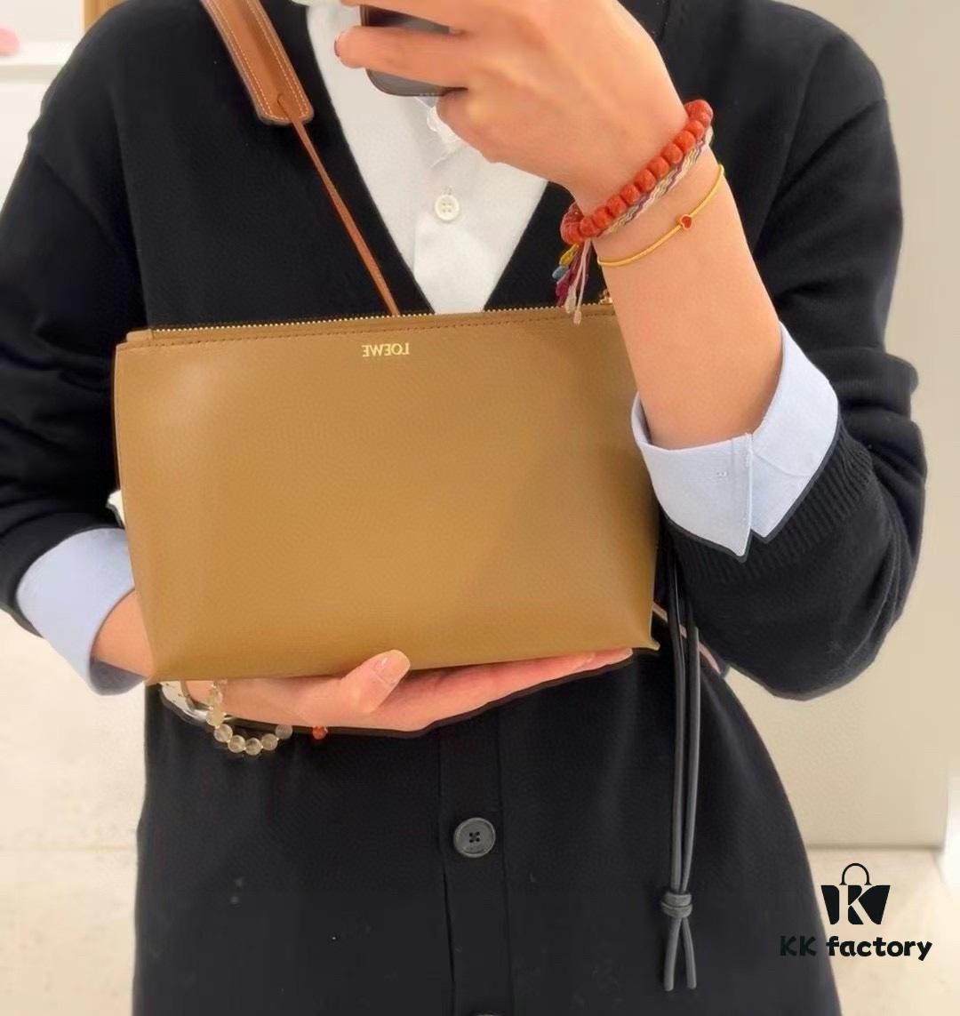 6930d8896e68136f4d9b1778 2024 New Arrival Knot T Shiny Nappa Leather Clutch Bag Model S3045