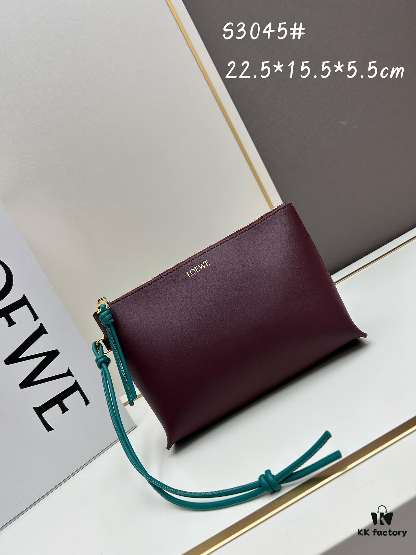 6930d88a6e68136f4d9b177a 2024 New Arrival Knot T Shiny Nappa Leather Clutch Bag Model S3045