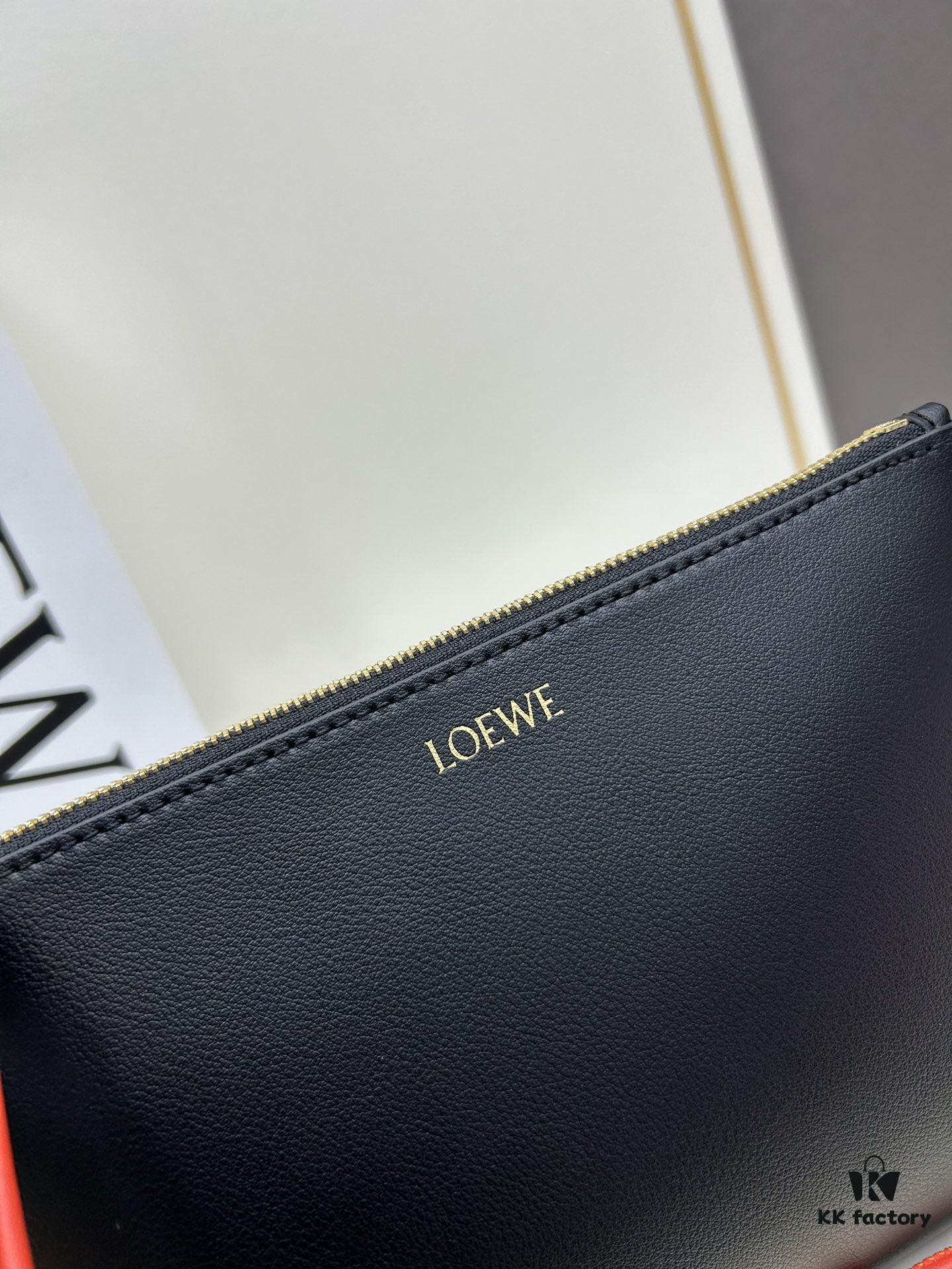 6930d8a76e68136f4d9b17a1 2024 New Arrival Knot T Shiny Nappa Calf Leather Clutch Bag Model S3045