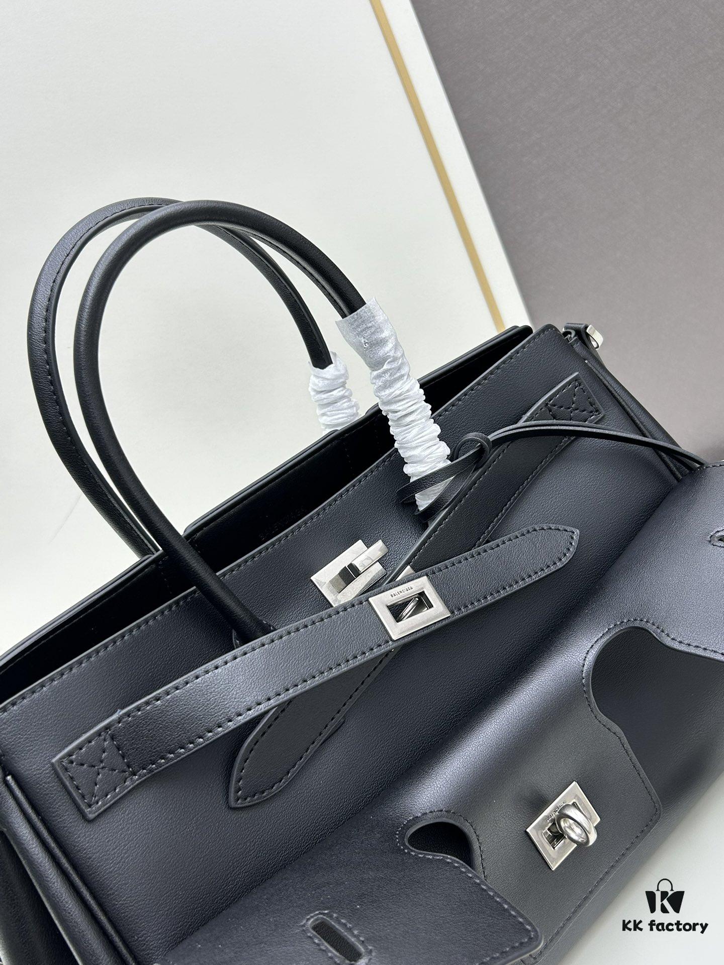 Vlog 🛍️ Details | Balenciaga Bel Air Minimalist and Stylish