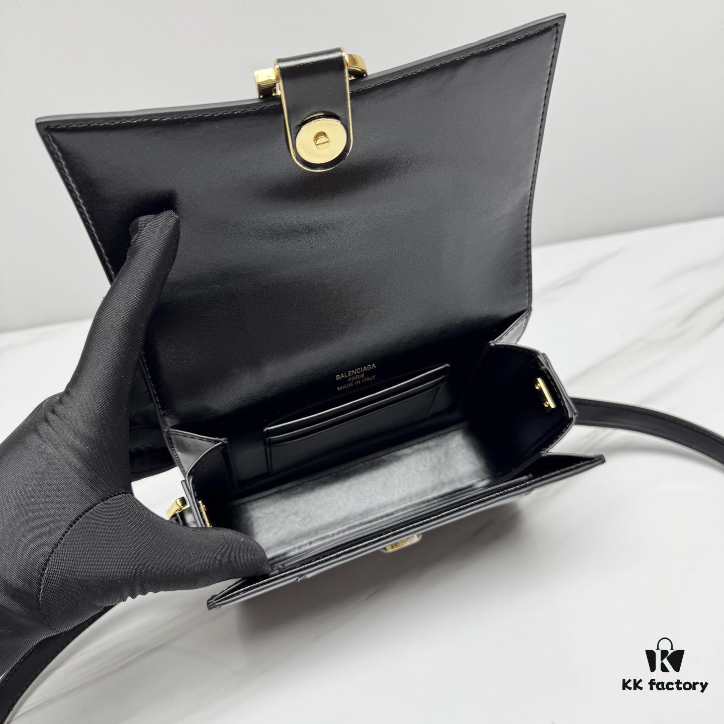 6930d9506e68136f4d9b1876 Balenciaga 2025SS Chiny Box Crossbody Bag, Small Size
