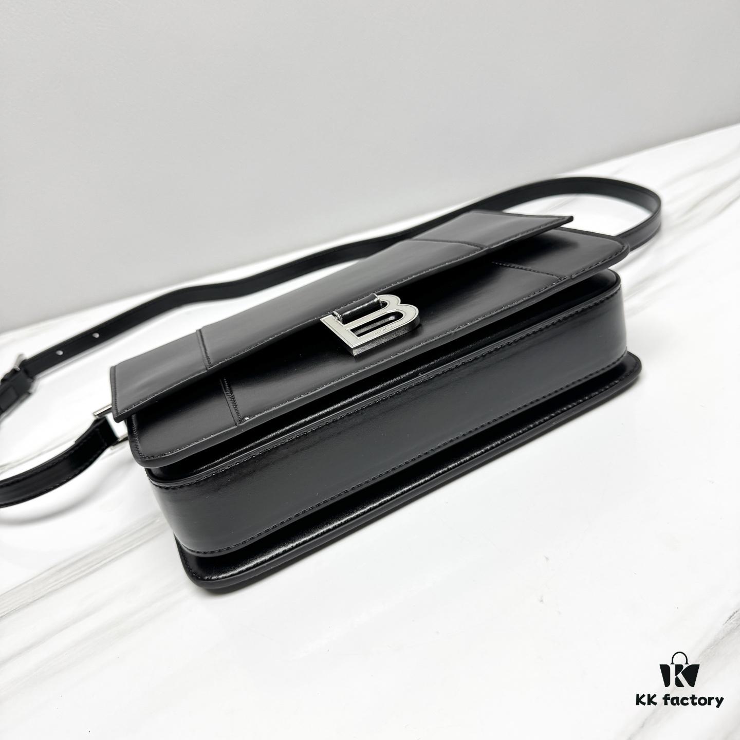 6930d9526e68136f4d9b187a In Stock Large Size Balenciaga Chiny Box 2025SS Crossbody Bag