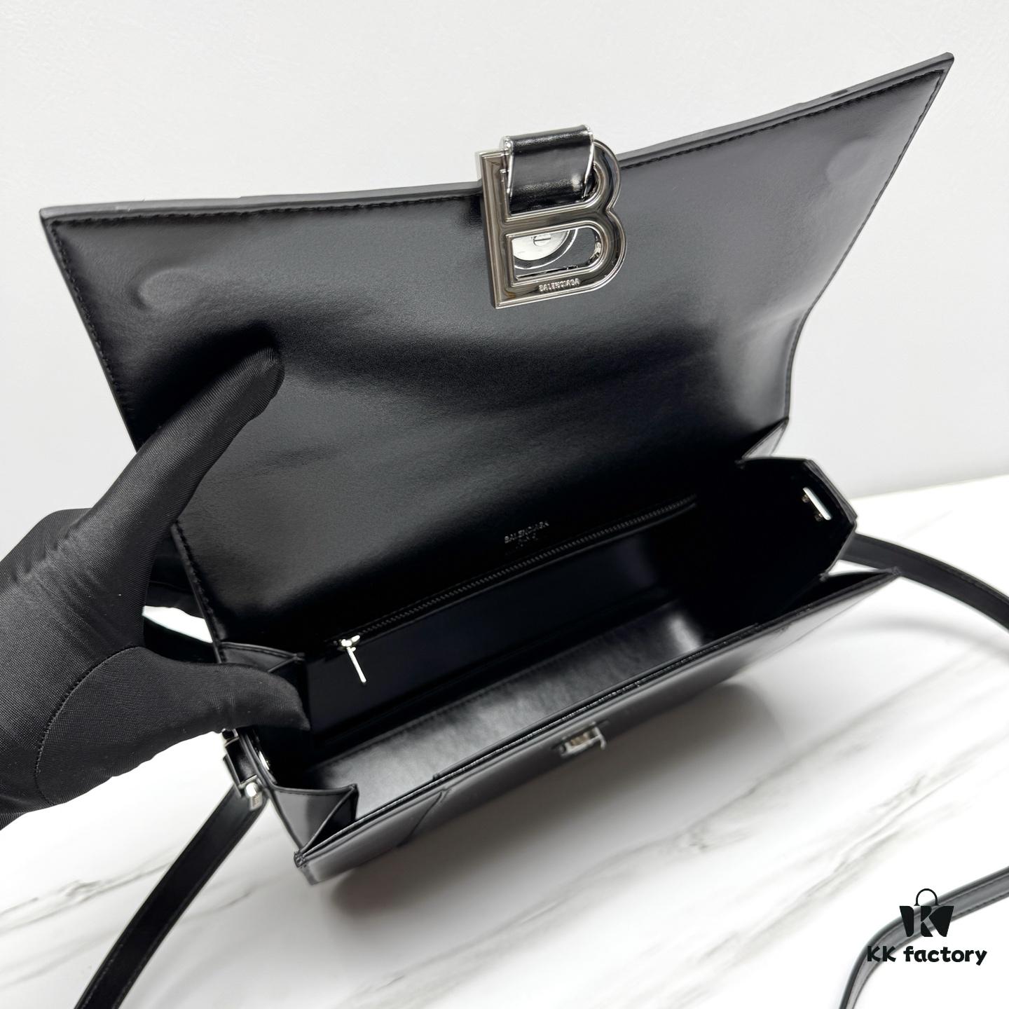 6930d9566e68136f4d9b1881 In Stock Large Size Balenciaga Chiny Box 2025SS Crossbody Bag