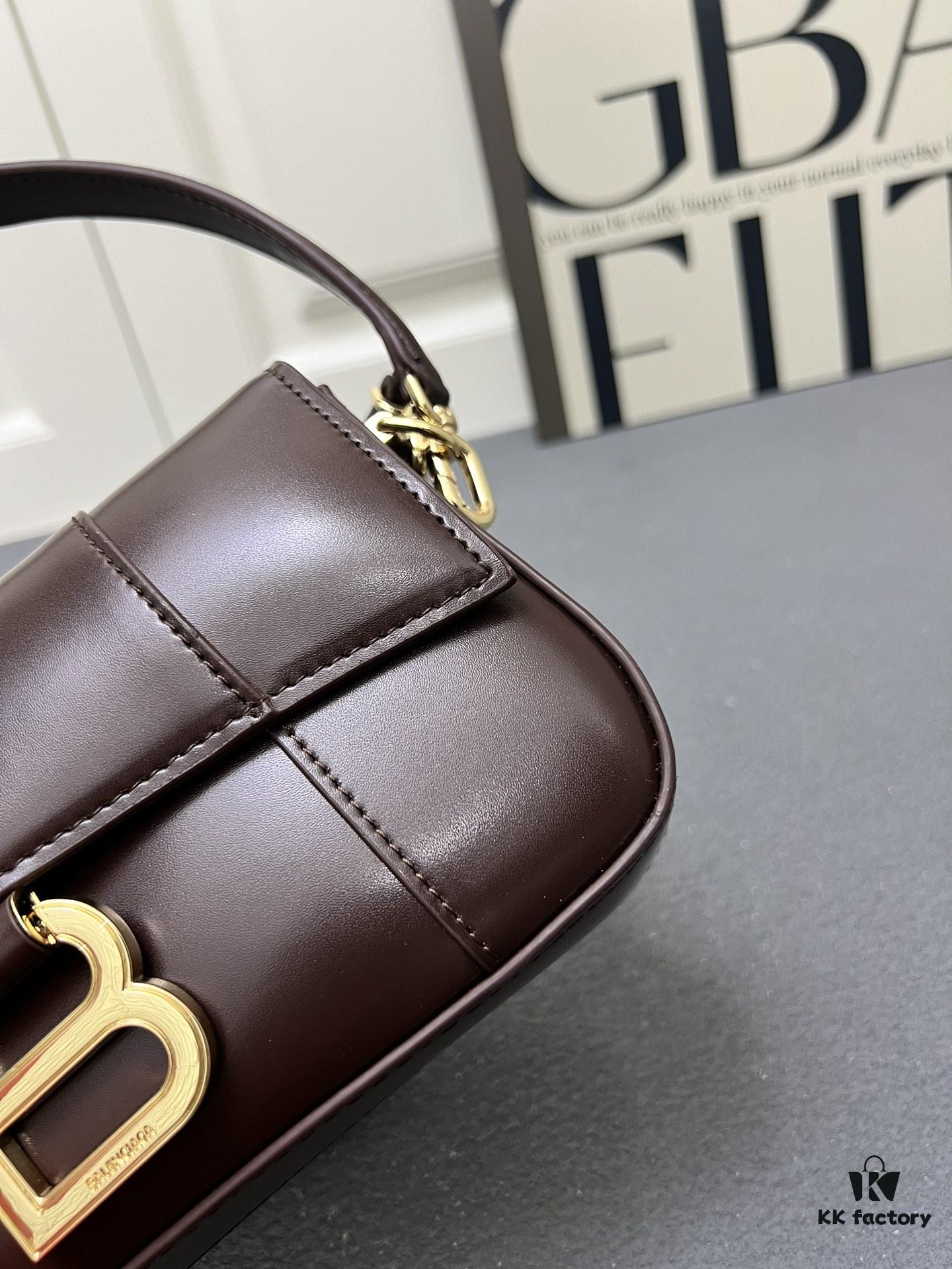 6930d9636e68136f4d9b1890 Genuine Top-Layer Cowhide Leather Bag 🎁 Balenciaga Paris, Size 23x13x4cm, 2025 New Arrival Niche Style Handbag 🛍️ Essential for Early Risers