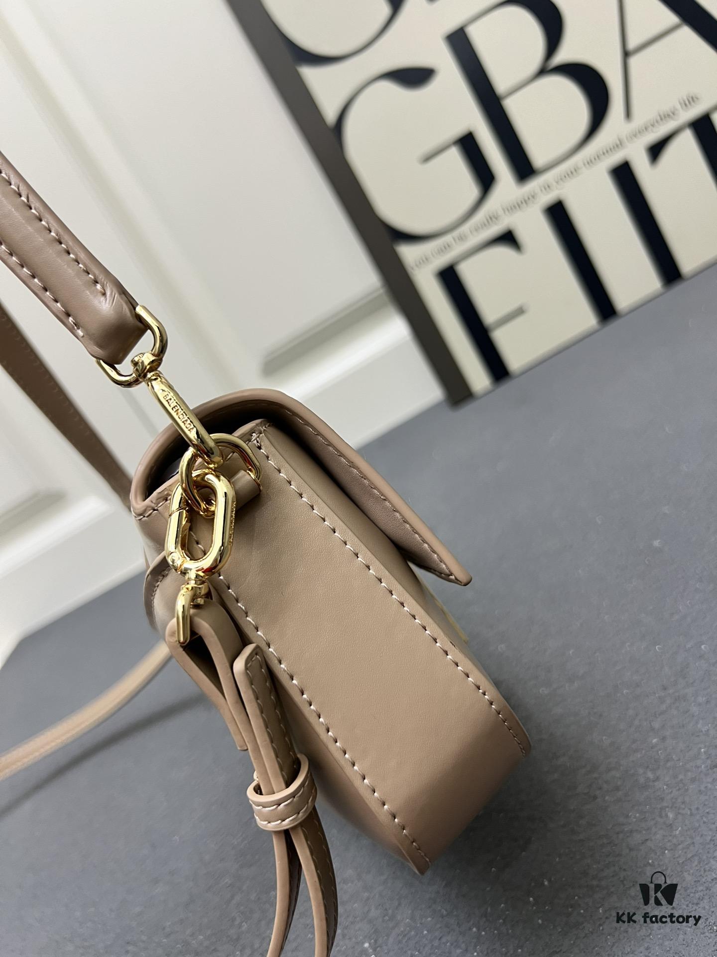 6930d9676e68136f4d9b1897 Top Layer Cow Leather Balenciaga Paris, 23x13x4cm, 2025 New Arrival Niche Bag