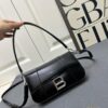 6930d96b6e68136f4d9b189c Top Layer Cowhide Balenciaga Paris, 23x13x4cm, 2025 New Arrival Niche Bag, Essential for Early Risers