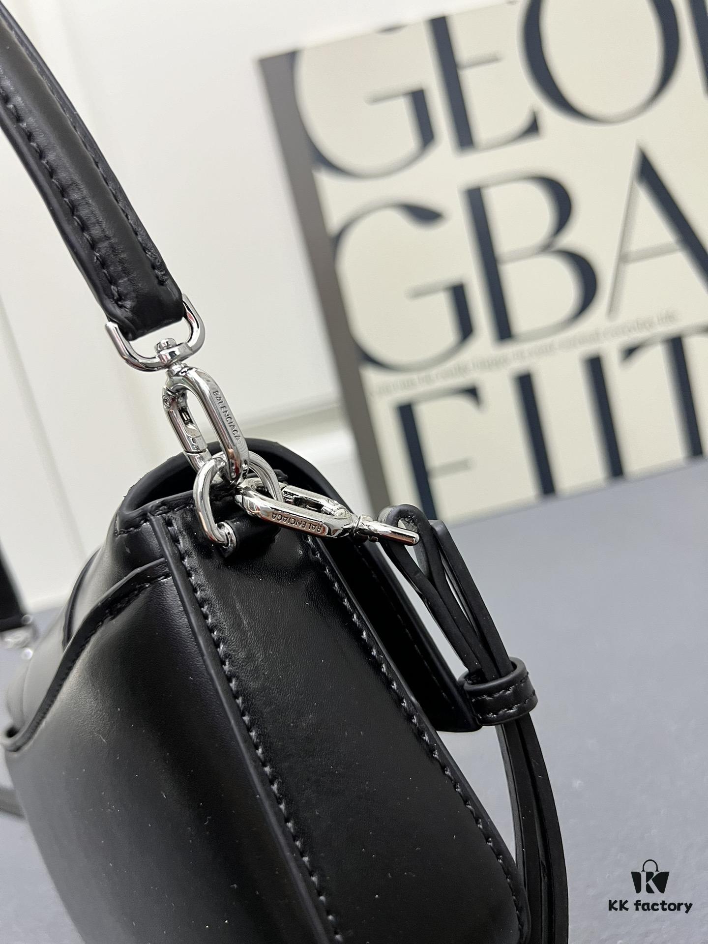 6930d96e6e68136f4d9b18a0 Top Layer Cowhide Balenciaga Paris, 23x13x4cm, 2025 New Arrival Niche Bag, Essential for Early Risers