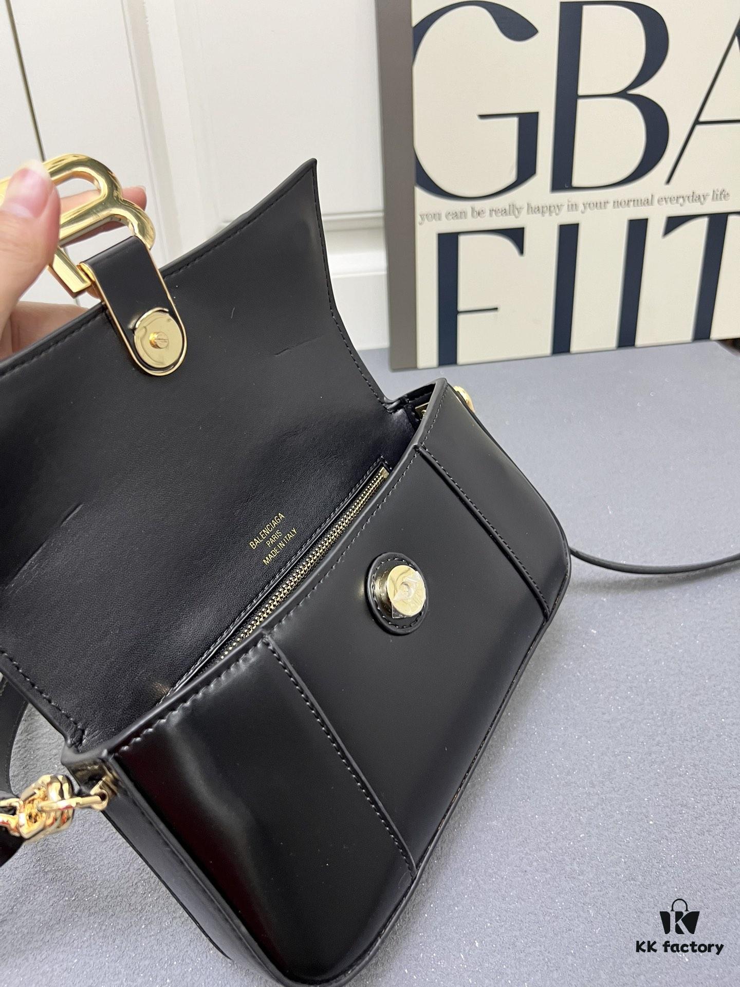 6930d9866e68136f4d9b18bc Top Layer Cowhide Balenciaga Paris, 23x13x4cm, 2025 New Niche Bag