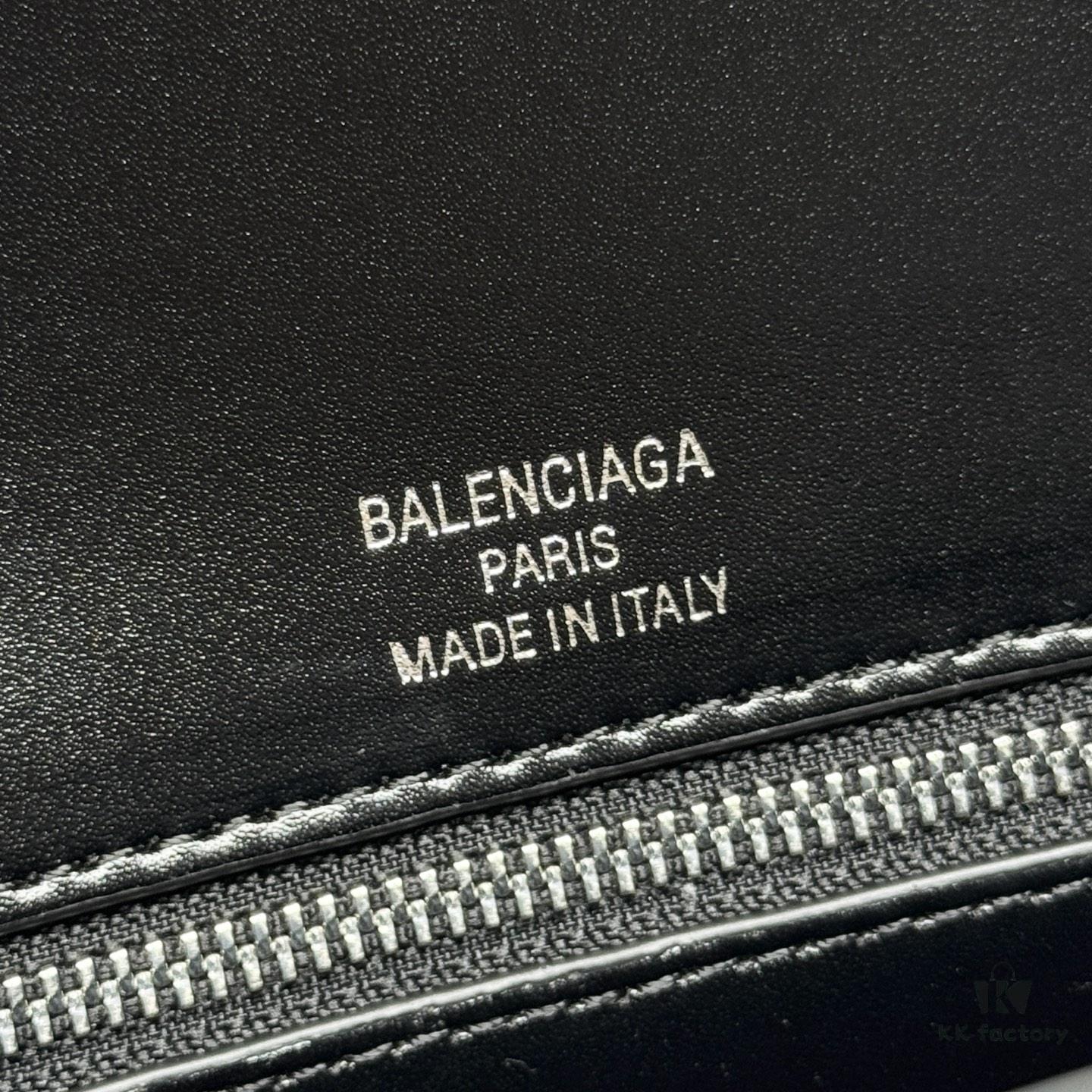 In Stock‼️ Large Size [Black-Silver Plain Weave] BALENCIAGO Hourglass Crossbody Bag