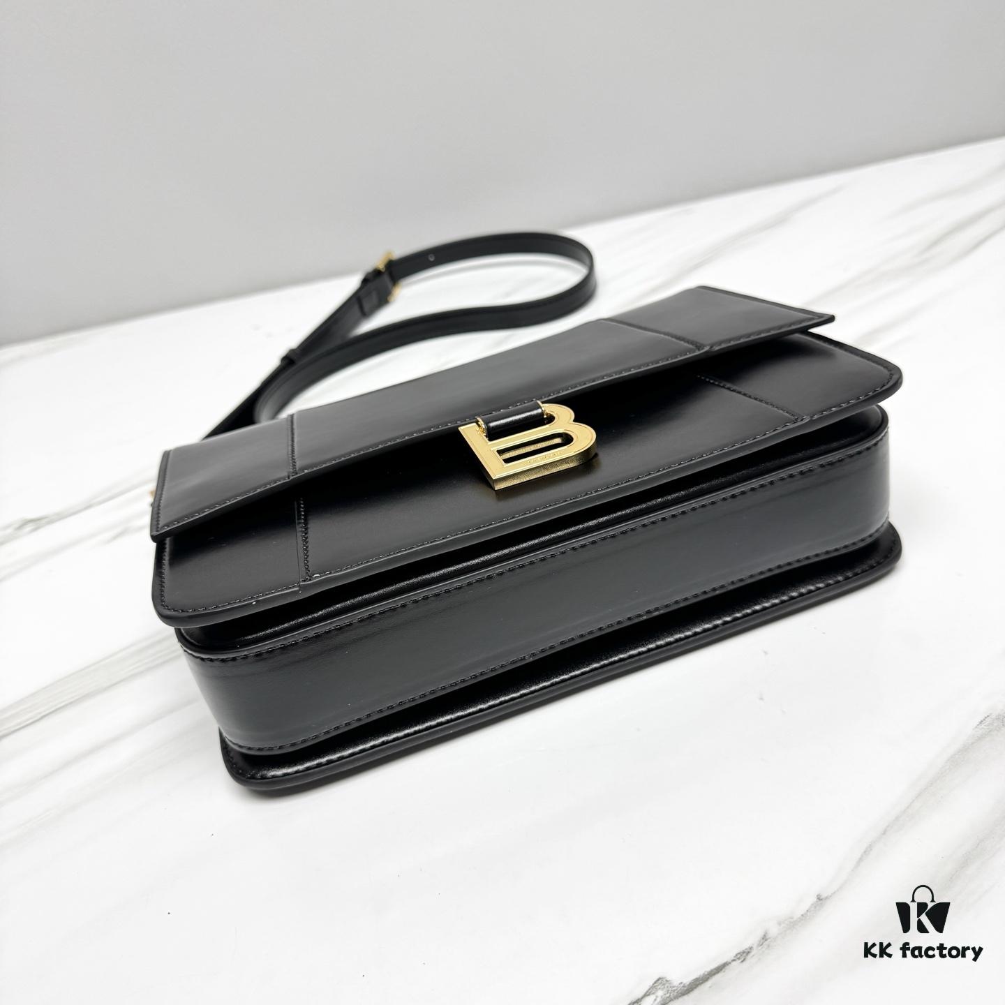 6930d9a36e68136f4d9b18e9 Stock Available - Large Size Balenciaga Chiny Box 2025SS Crossbody Bag