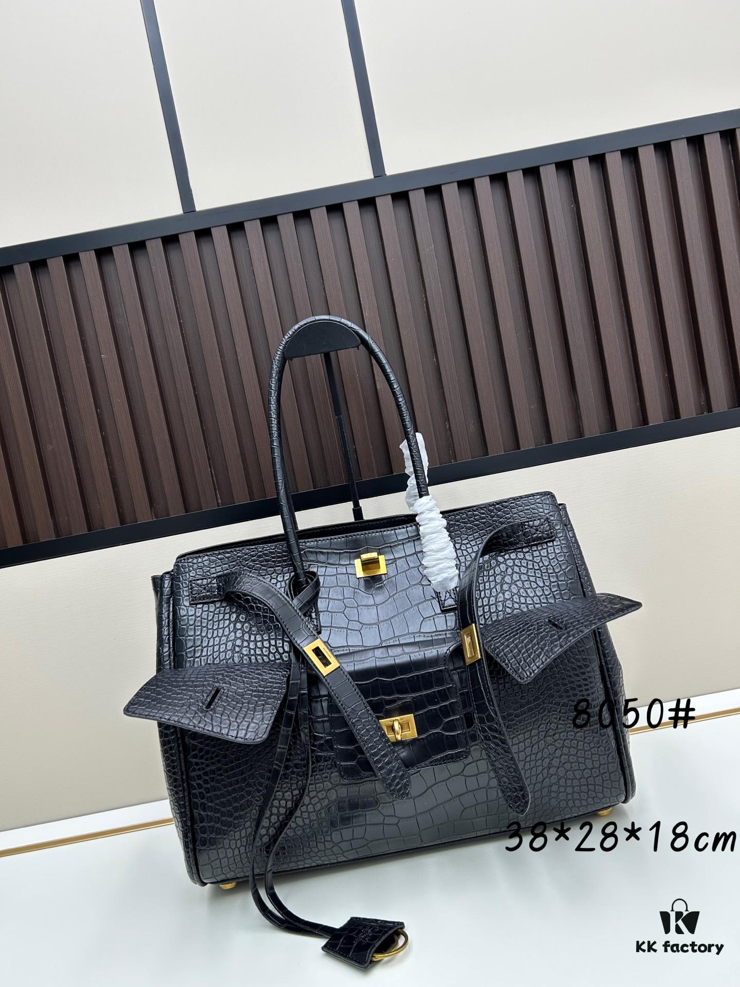 6930d9af6e68136f4d9b18fa Small, Large Balenciaga 2025 Ceiling Belair Size Options
