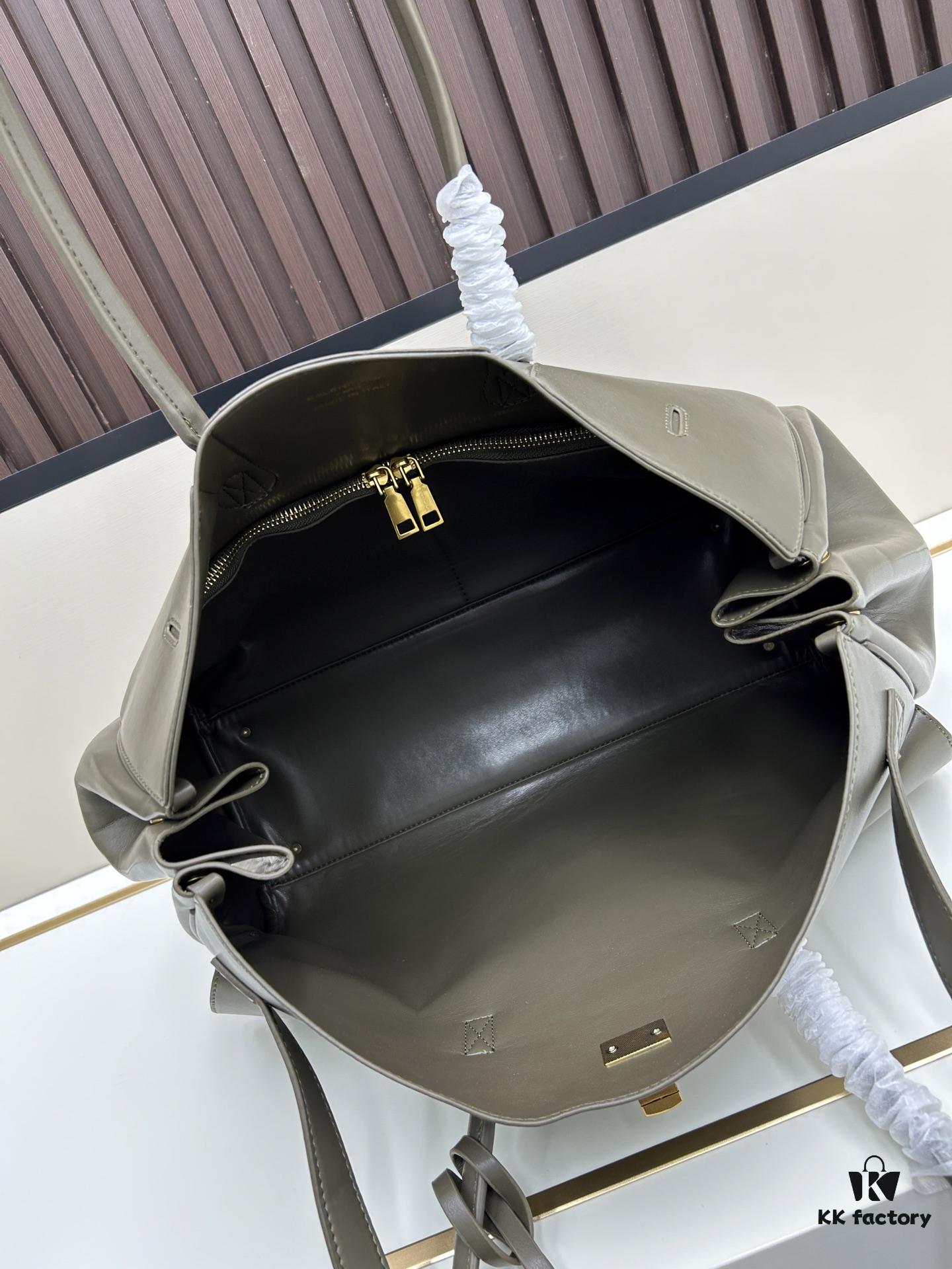 6930d9c36e68136f4d9b1915 Small, Large Balenciaga 2025 Ceiling Belair Carry All Size