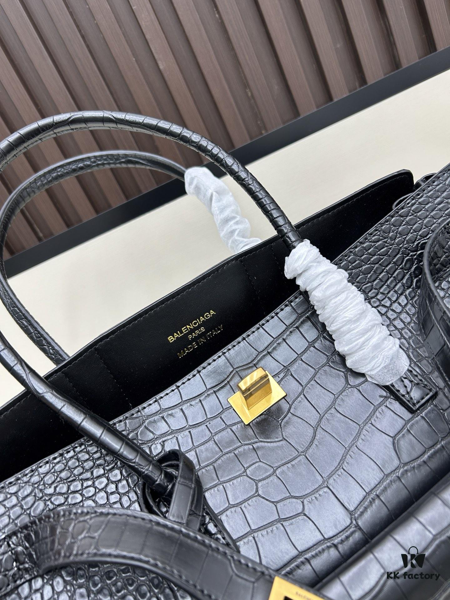 6930d9cb6e68136f4d9b1920 Small, Large Balenciaga 2025 Ceiling Belair Size Options