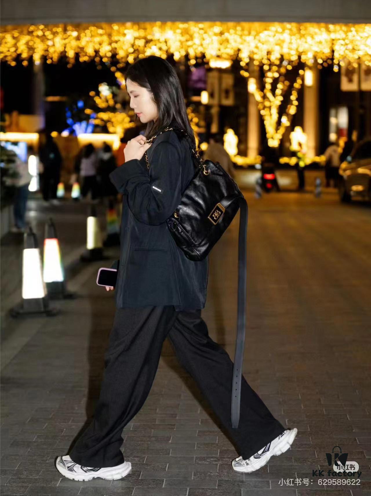6930d9db6e68136f4d9b1934 Large Size Luxury Commuter Bag 💜 MODU FLAP CHAIN BAG in Imported Full-Grain Leather