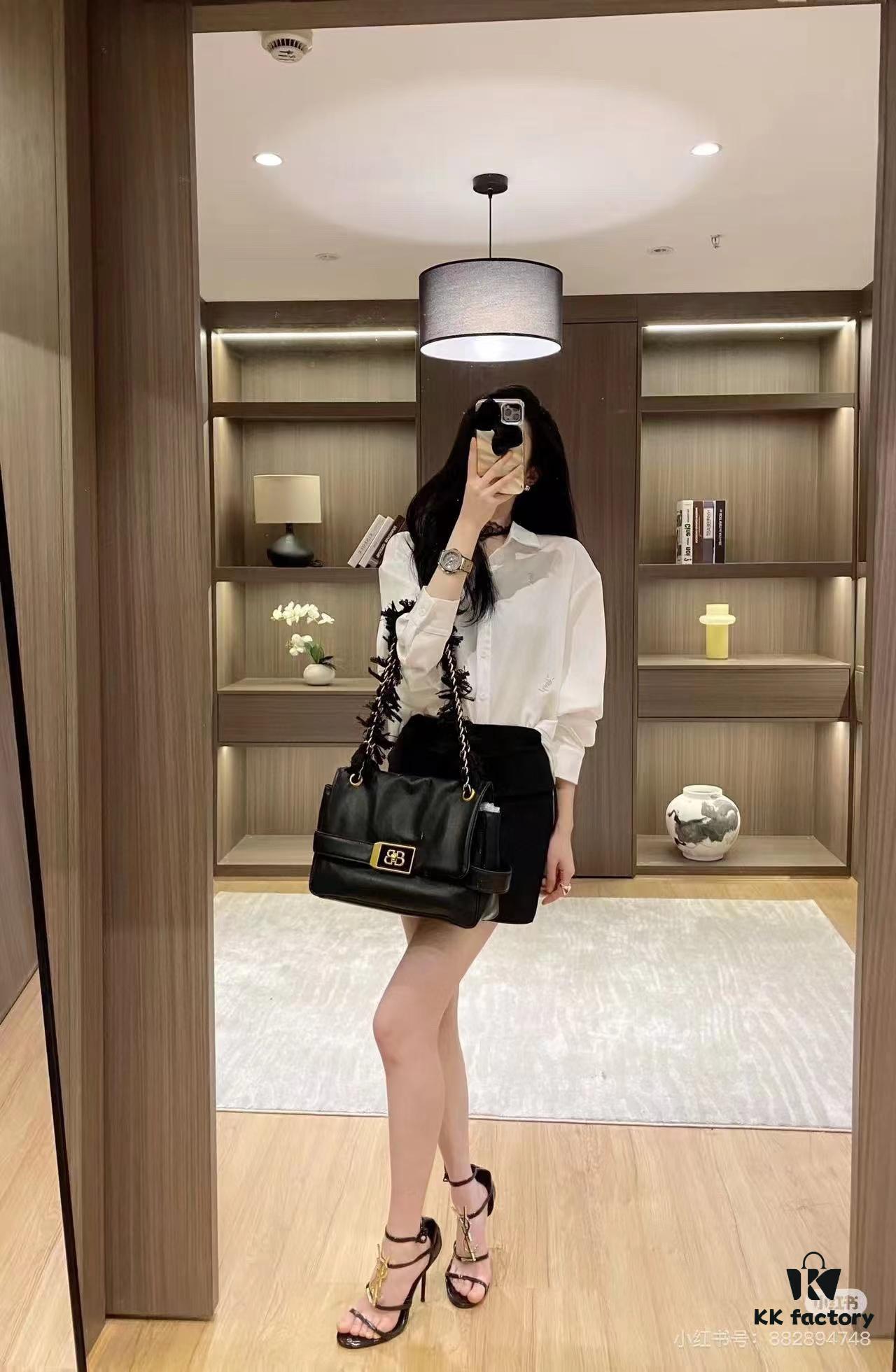 6930d9dd6e68136f4d9b1936 Large Size Luxury Commuter Bag 💜 MODU FLAP CHAIN BAG in Imported Full-Grain Leather