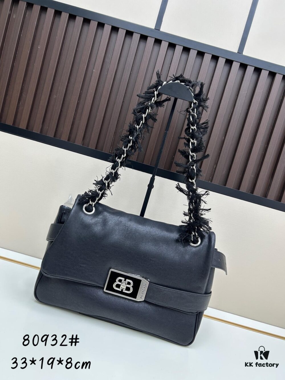 6930d9e26e68136f4d9b193e Large Size Luxury Commuter Bag 💜 MODU FLAP CHAIN BAG in Imported Full-Grain Leather