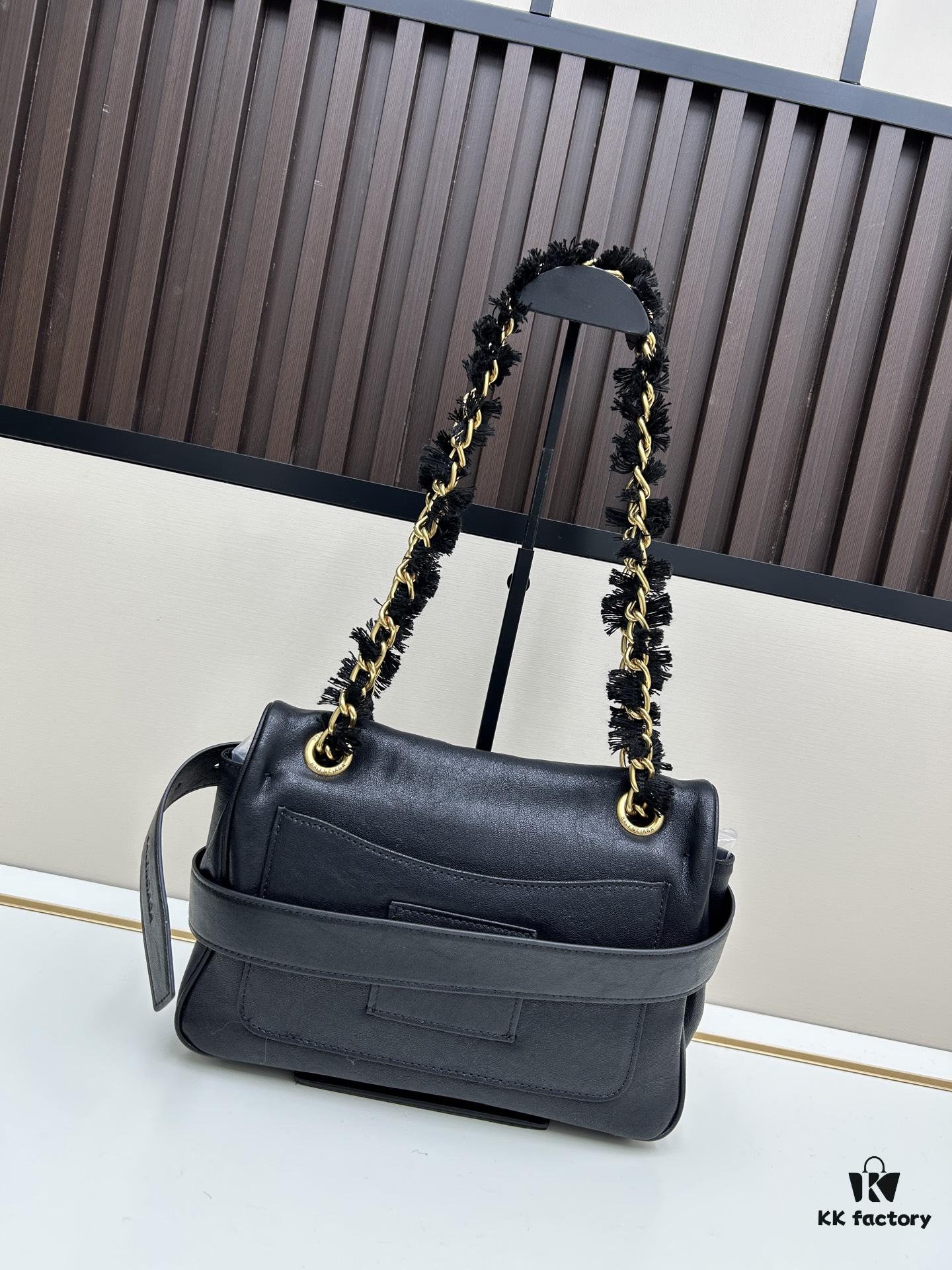 6930d9f96e68136f4d9b195f Small Size 💰 Luxury Commuter Bag 💜 A Cool Item Worth Having, Made of Imported Full-Grain Leather
