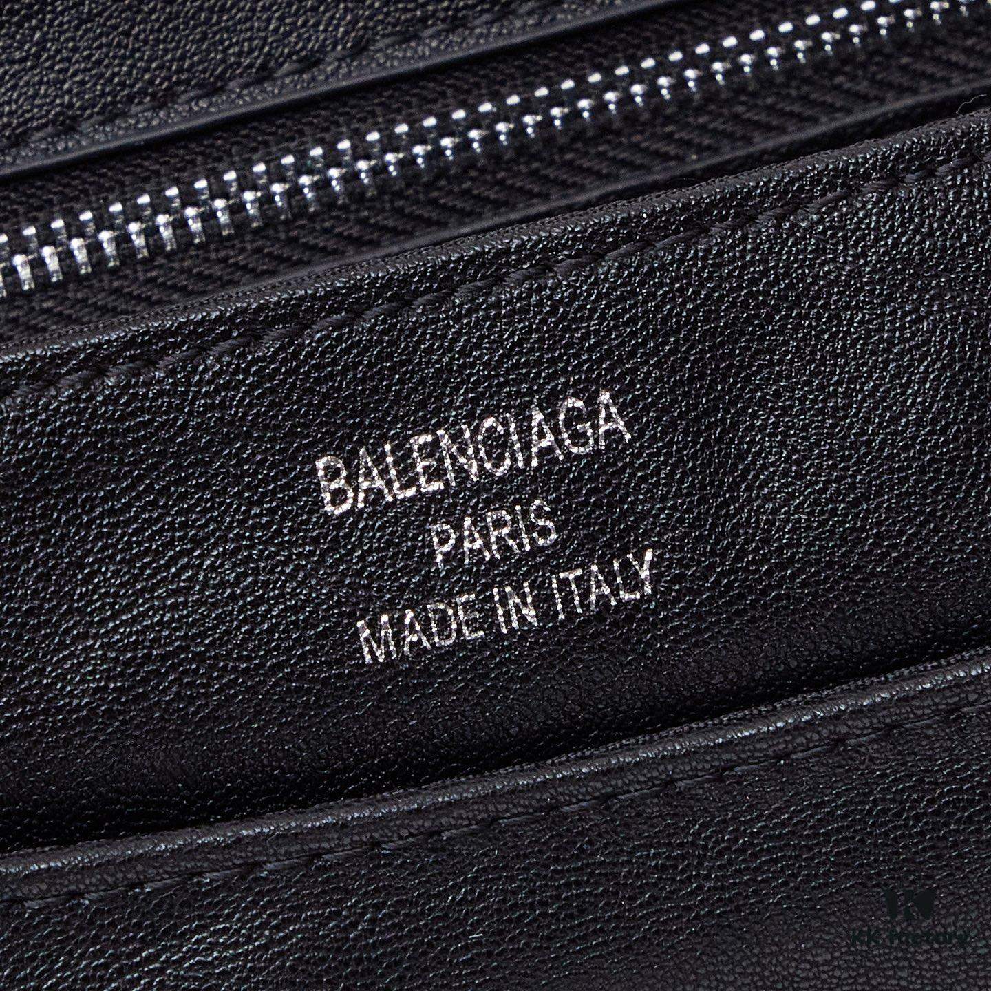 6930da006e68136f4d9b196a Small Size 💰 Premium Commuter Bag 💜 A Cool Item Worth Having, Made of Imported Full-Grain Leather