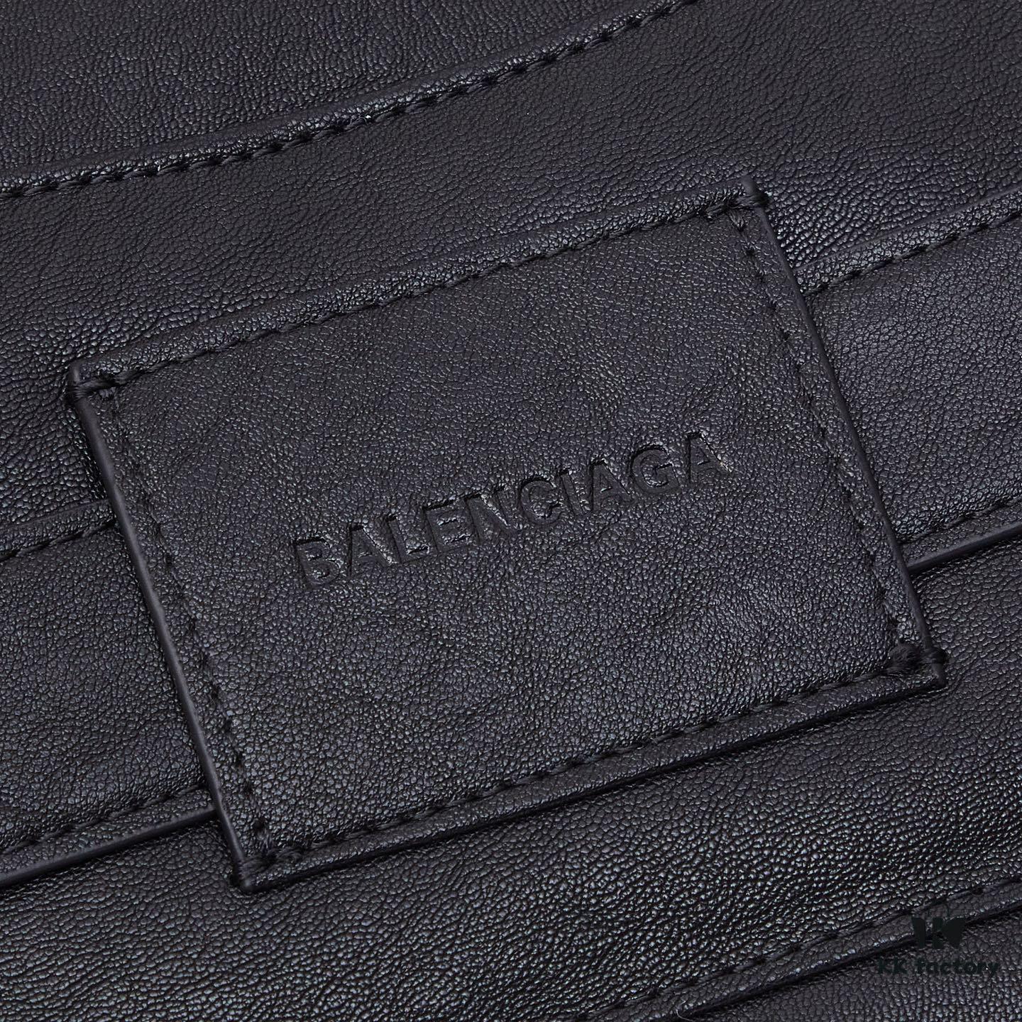 6930da006e68136f4d9b196b Small Size 💰 Premium Commuter Bag 💜 A Cool Item Worth Having, Made of Imported Full-Grain Leather