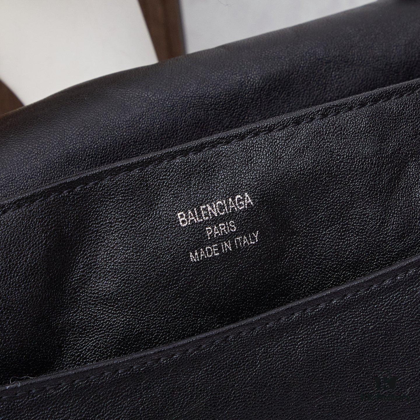 Large Size Luxury Commuter Bag 💜 Cool Must-Have Item, Imported Full-Grain Leather