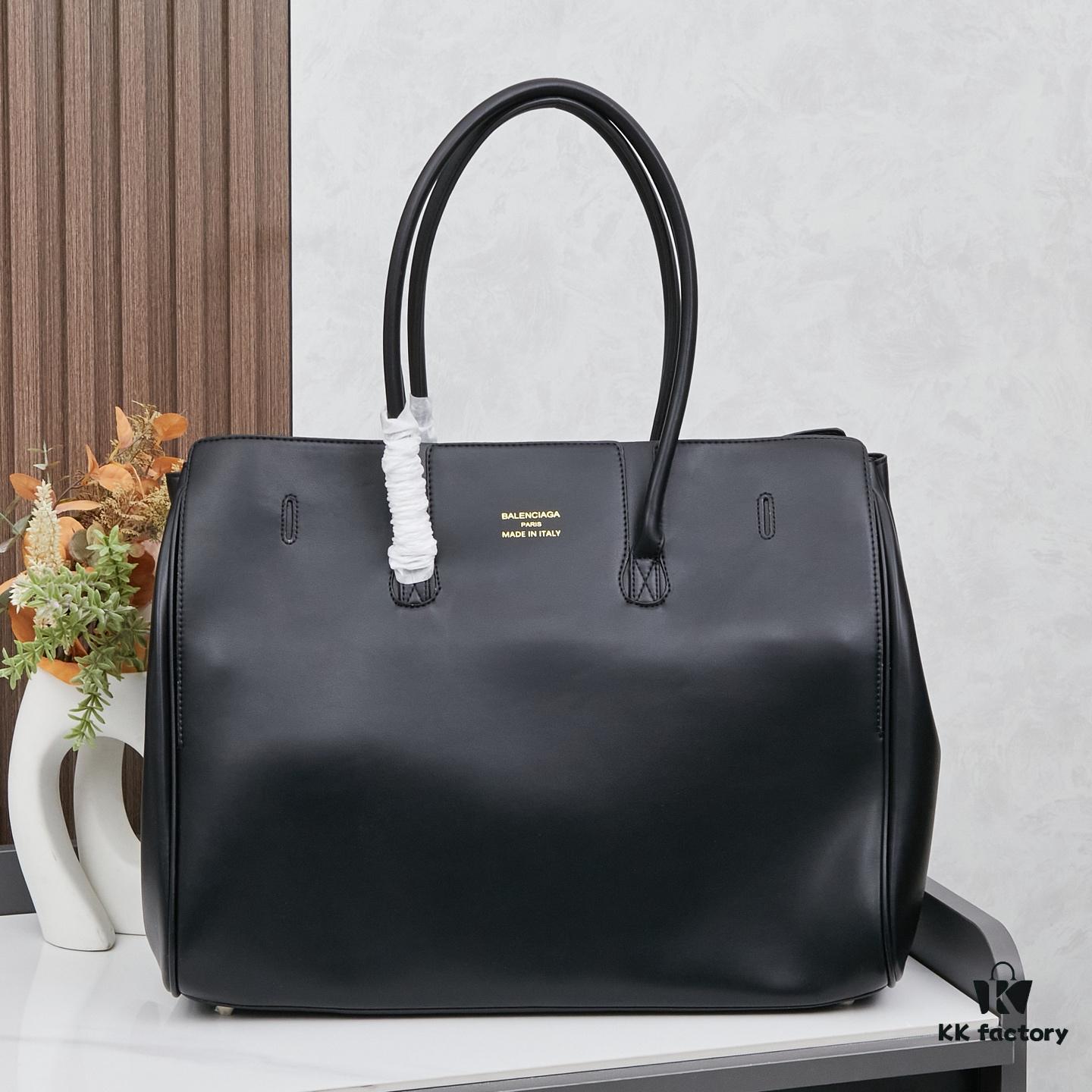Large Size BALENCIAGA 2025 Belair Carry All Handbag