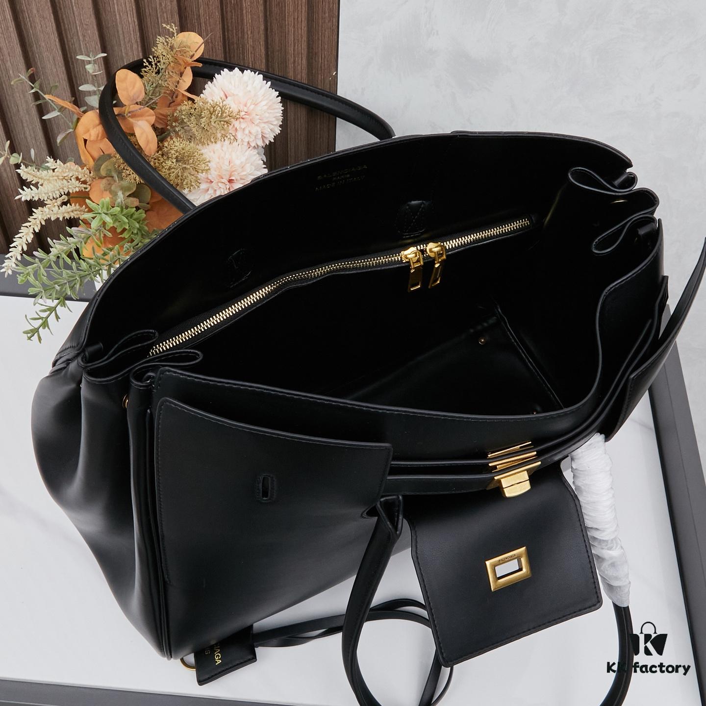 Large Size BALENCIAGA 2025 Belair Carry All Handbag