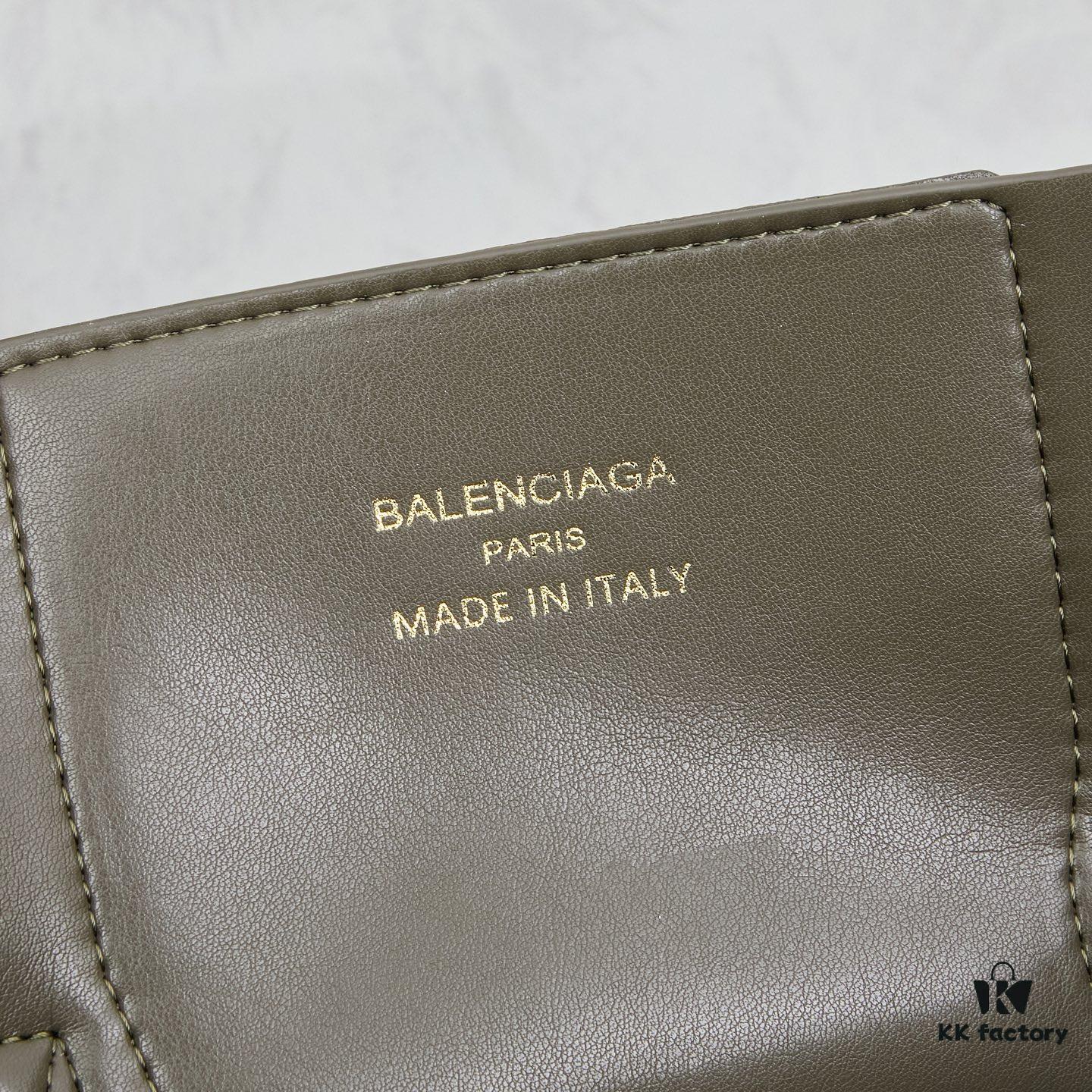 6930da626e68136f4d9b19da Large Paris Fashion 2025 Balenciaga Belair Carry All Handbag