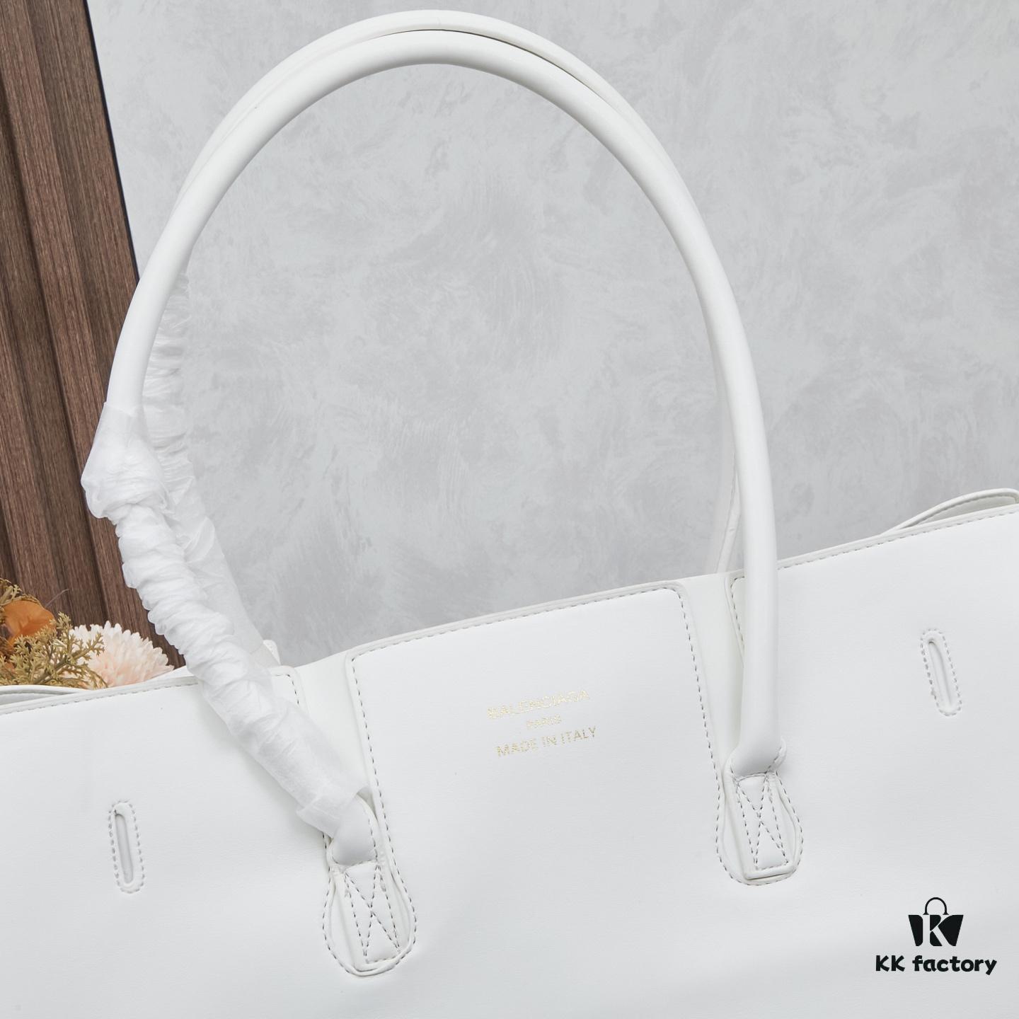 6930da6e6e68136f4d9b19ec Large Size BALENCIAGA 2025 Belair Carry All Handbag
