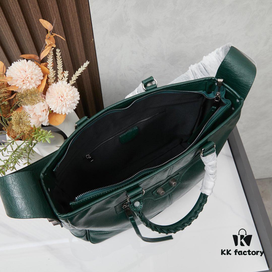 6930da796e68136f4d9b1a00 Streetwear Statement! Balenciaga Motorcycle Bag with Studs