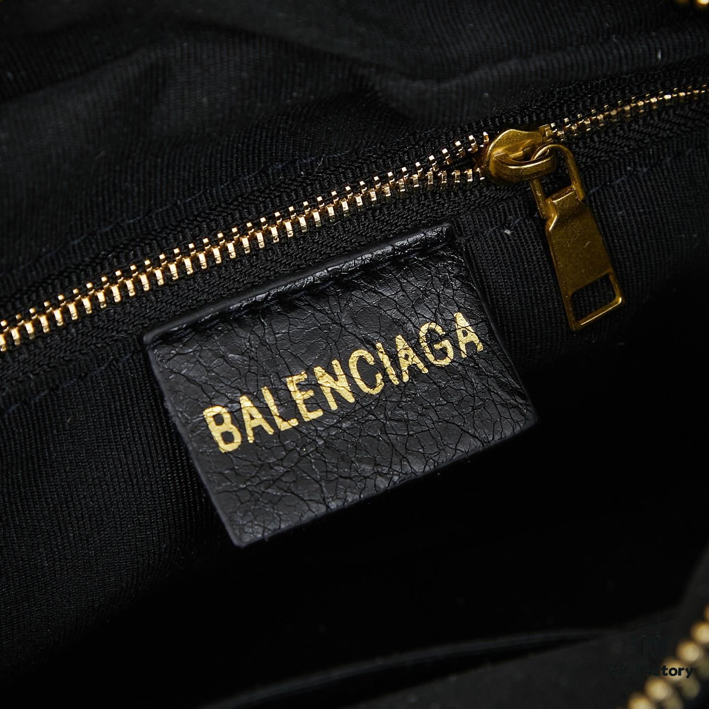 6930da8c6e68136f4d9b1a1c Small Size Balenciaga New Camera Bag with Box