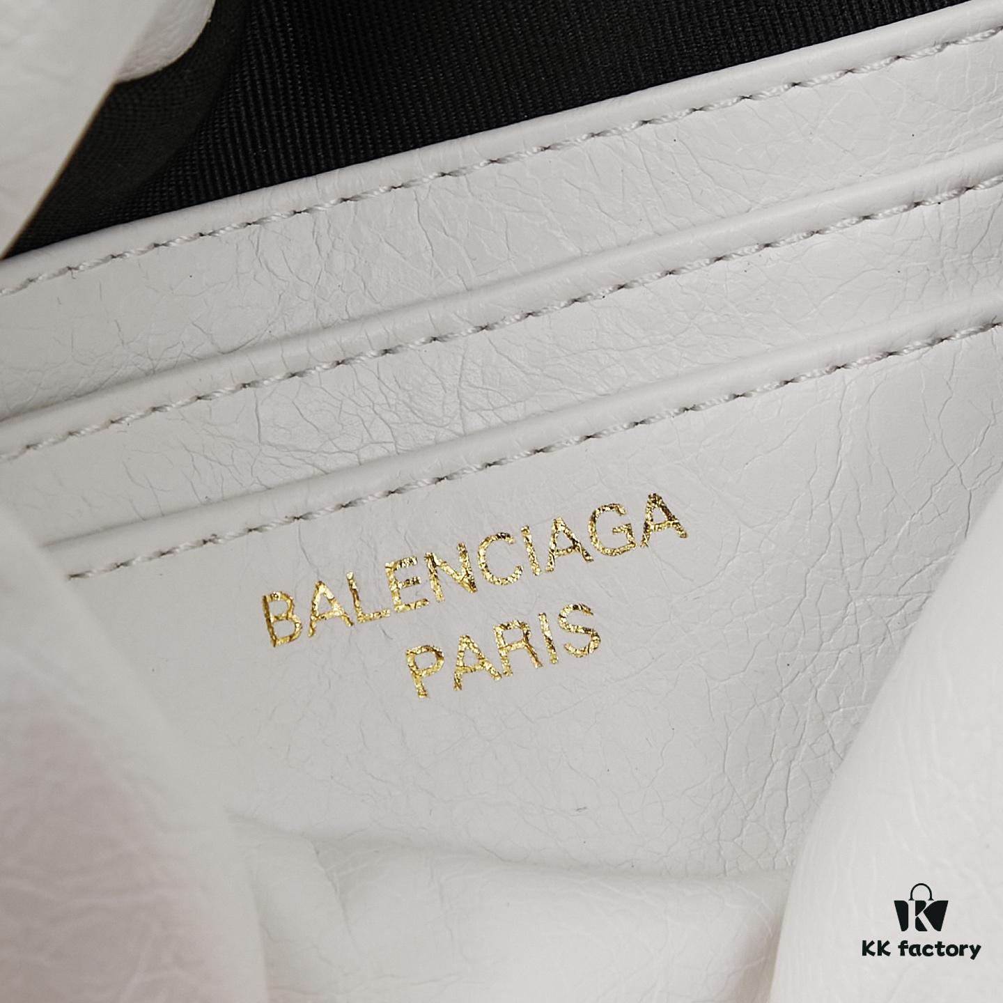 6930daba6e68136f4d9b1a5e Balenciaga Monaco Puff Black and Silver with Box