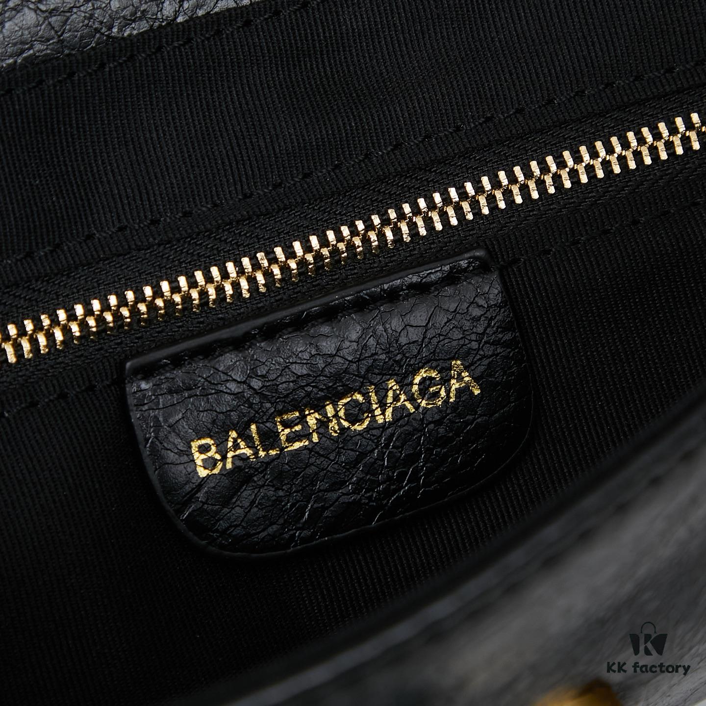 6930dac16e68136f4d9b1a69 Box Included: Finally I Understand the Cool Charm of the Biker Bag